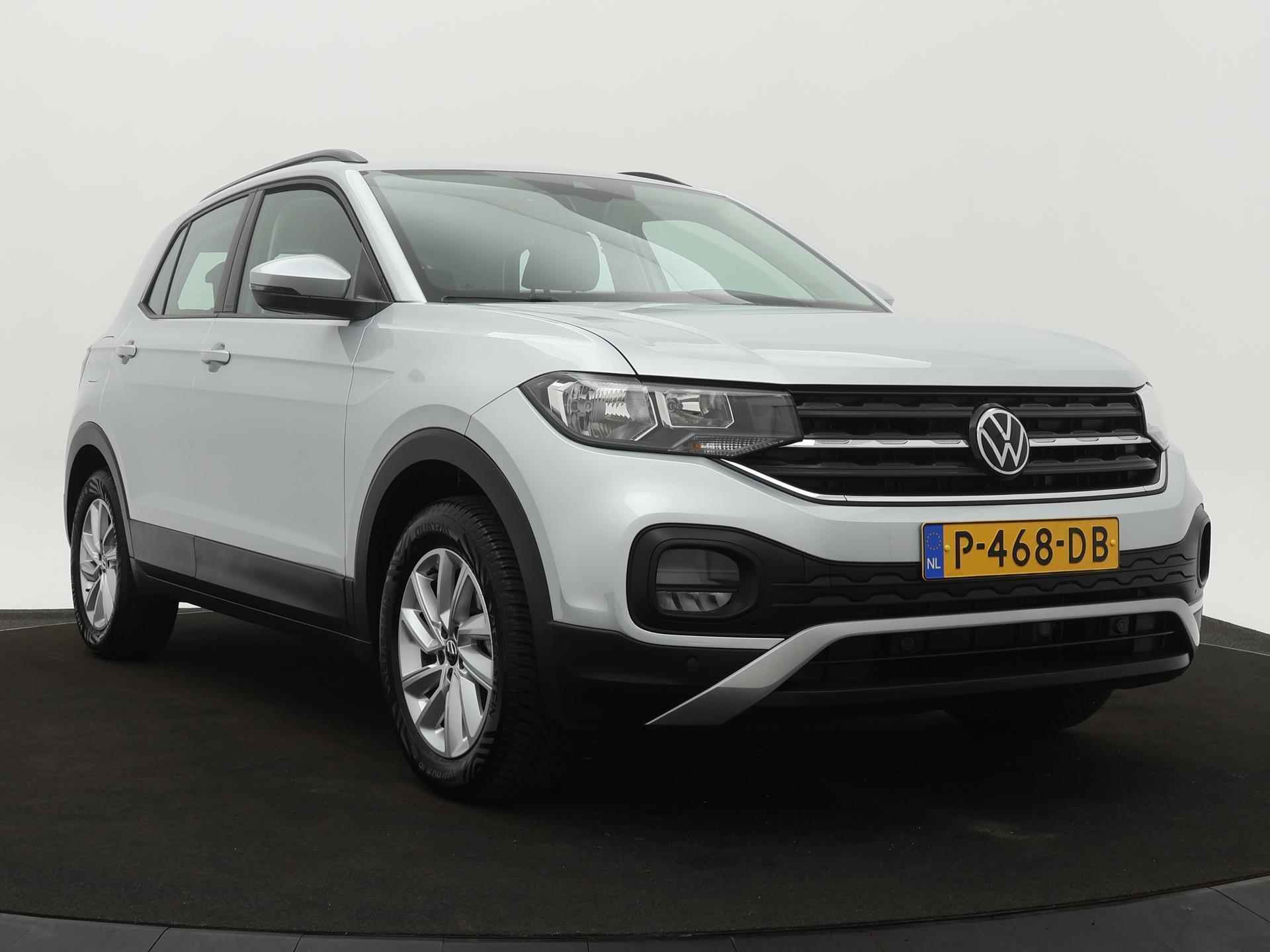 Volkswagen T-Cross 1.0 TSI 95 PK Go | trekhaak | All season banden | - 8/31