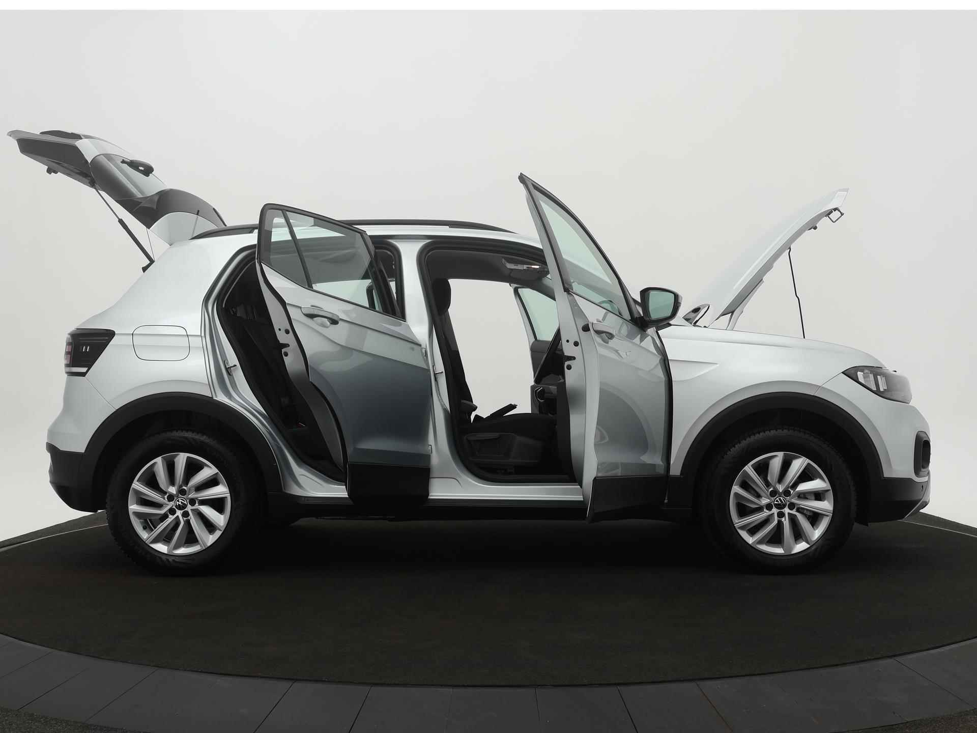 Volkswagen T-Cross 1.0 TSI 95 PK Go | trekhaak | All season banden | - 25/31