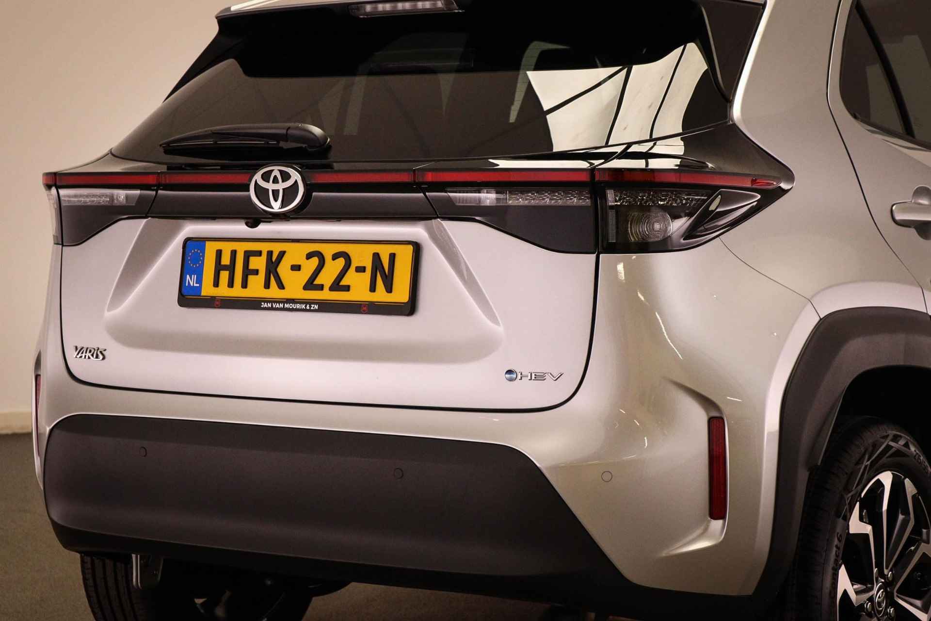 Toyota Yaris Cross 1.5 Hybrid Dynamic | CLIMA | STOEL / STUUR- VERWARMING | DAB | APPLE | CAMERA - 20/55