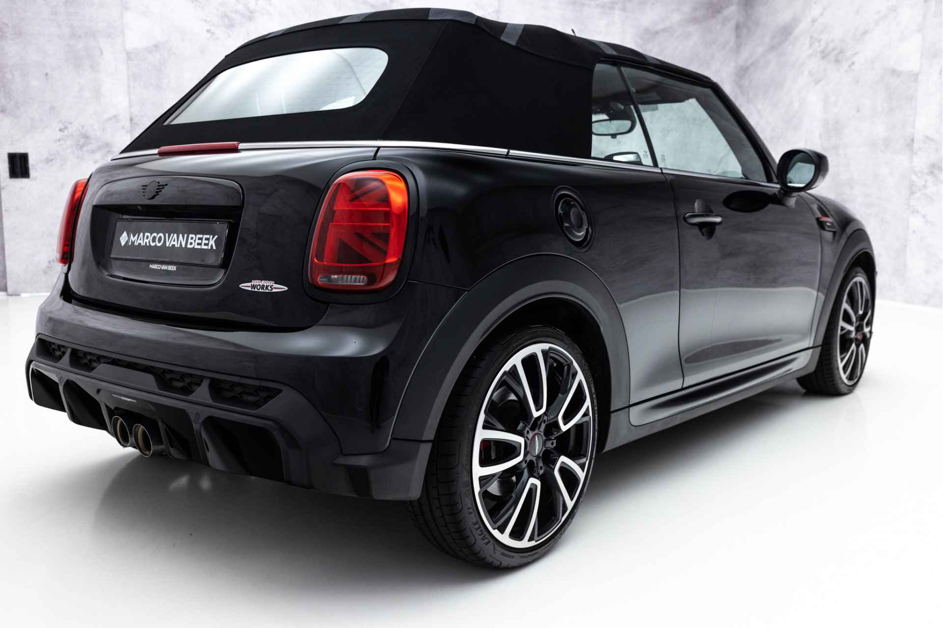 MINI Cabrio 2.0 John Cooper Works JCW Pack | Verkocht | VOL! | Head-Up | H&K | HUD - 5/51