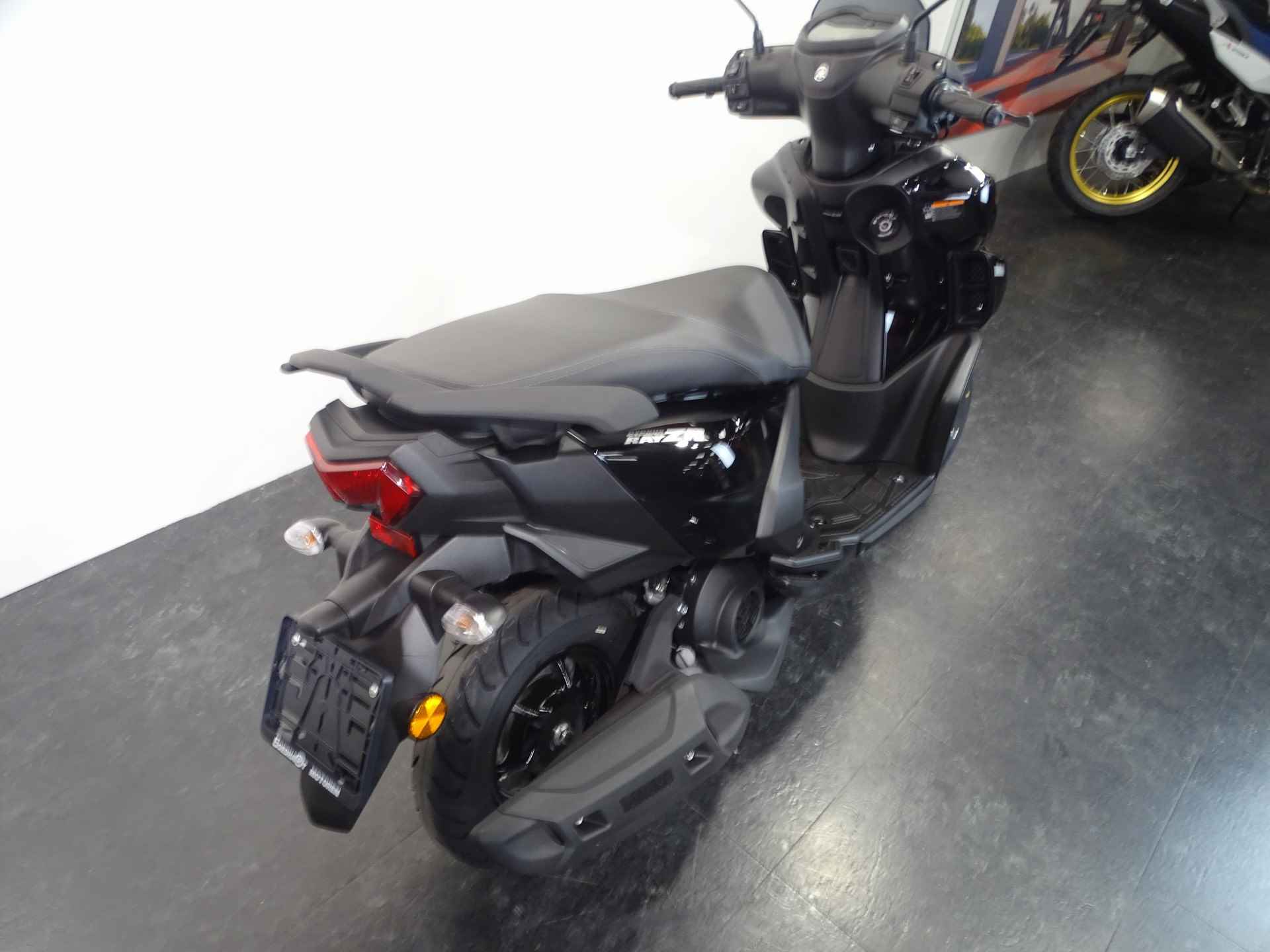 Yamaha RAYZR - 3/5