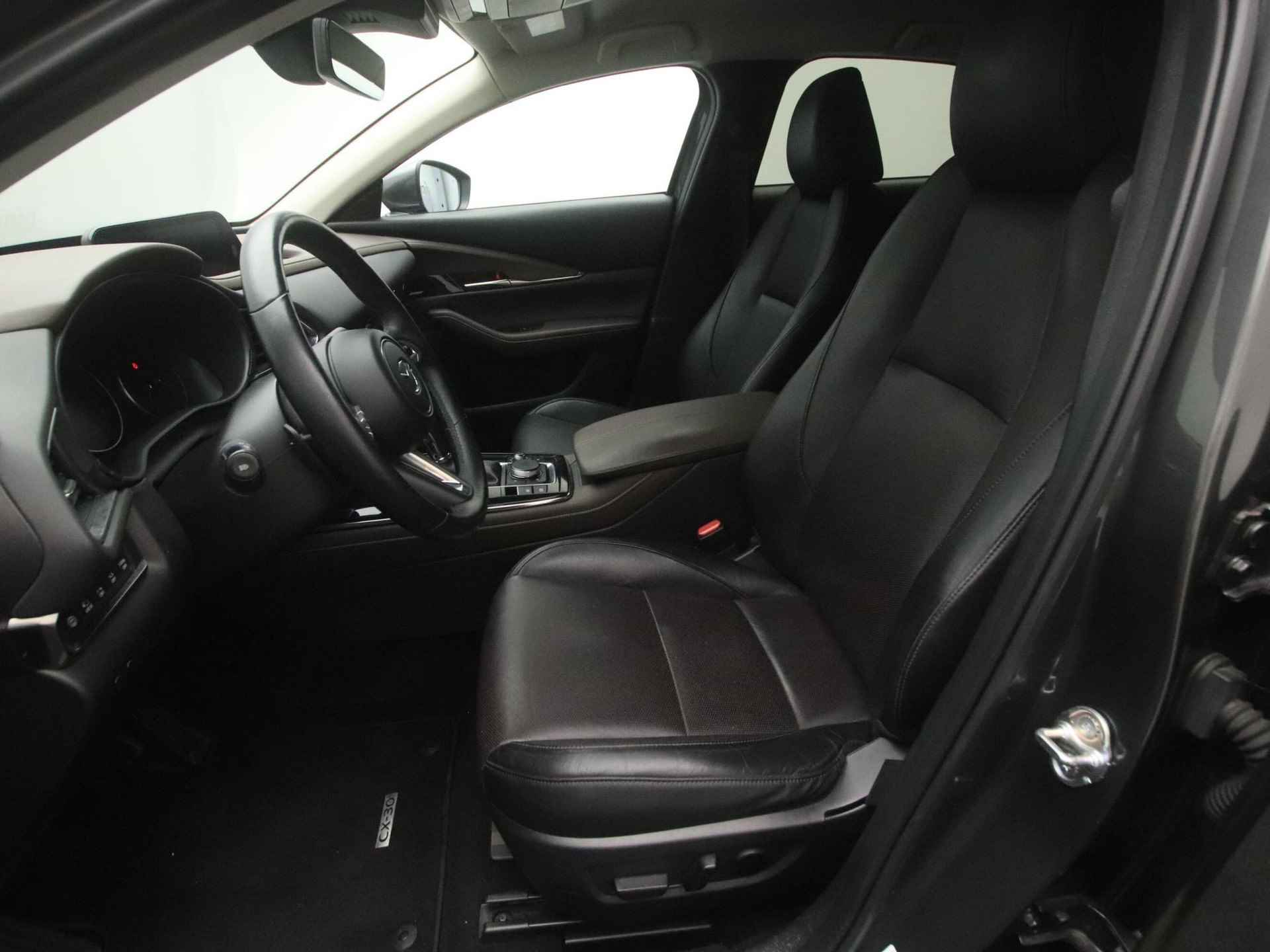 Mazda CX-30 2.0 SkyActiv-X Luxury i-Activesense automaat : dealer onderhouden - 13/47