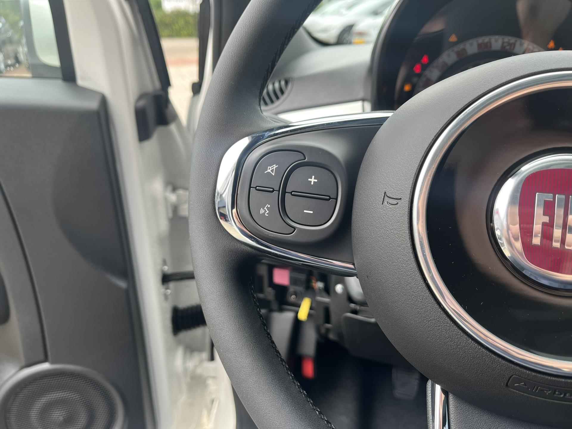 FIAT 500 1.0 Hybrid 70pk Dolcevita Finale | Apple CarPlay / Android Auto | Cruise Control | Parkeerhulp | Panoramadak | Uit voorraad leverbaar! - 12/30