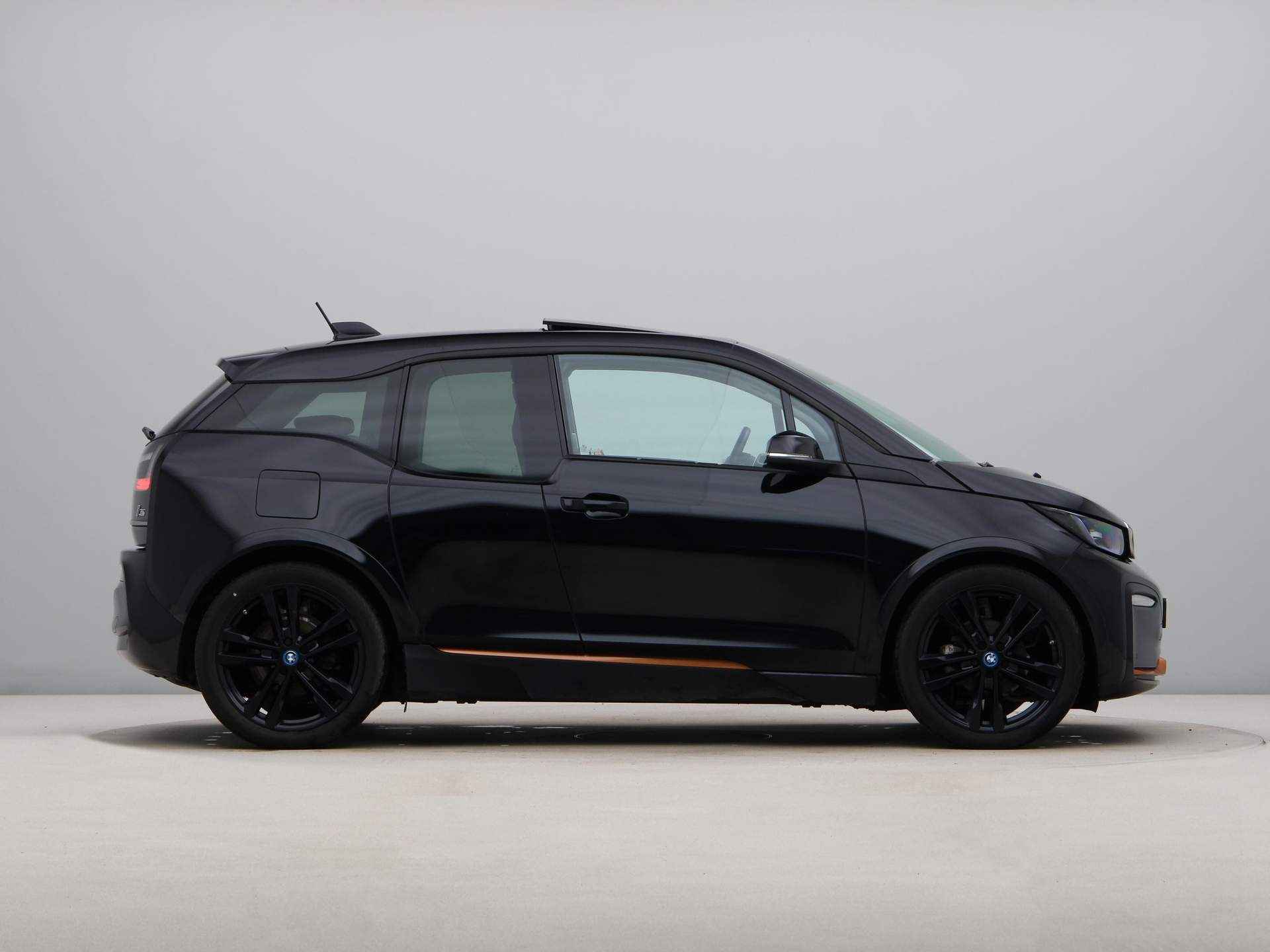 BMW i3 S 120Ah 42 kWh RoadStyle Edition - 8/24