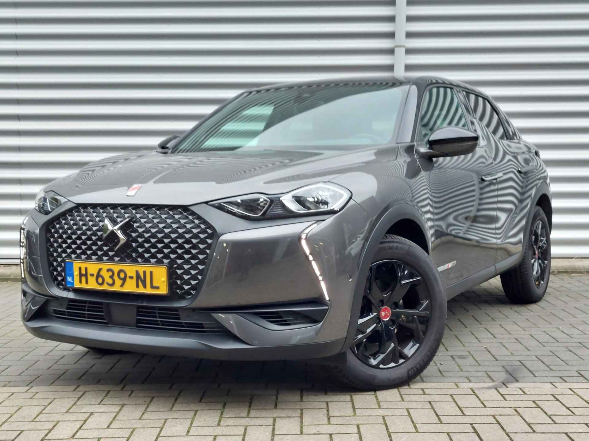 DS 3 Crossback 100 Performance Line Navi/Cam/Keyless - 53/57