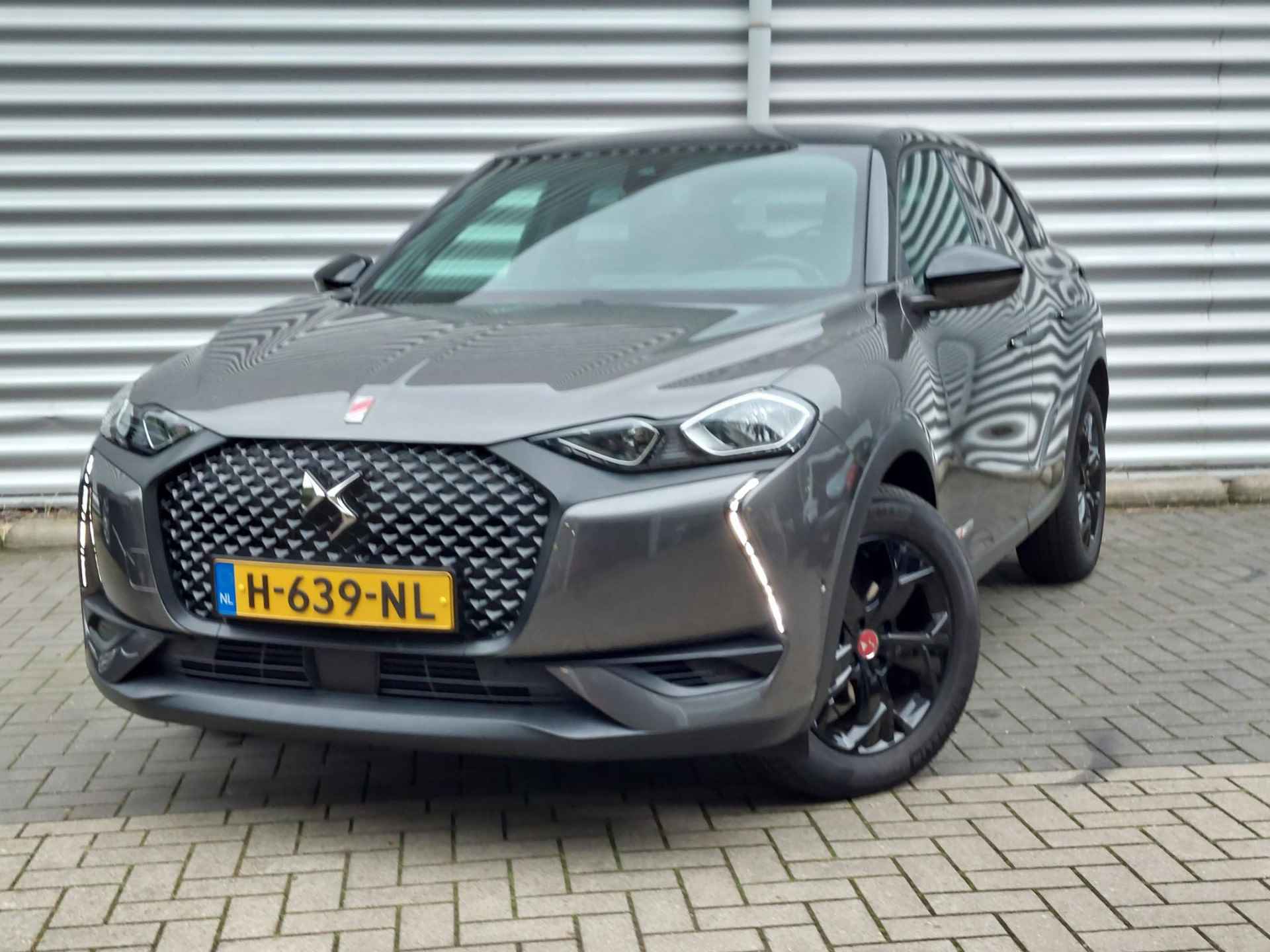 DS 3 Crossback 100 Performance Line Navi/Cam/Keyless - 55/57