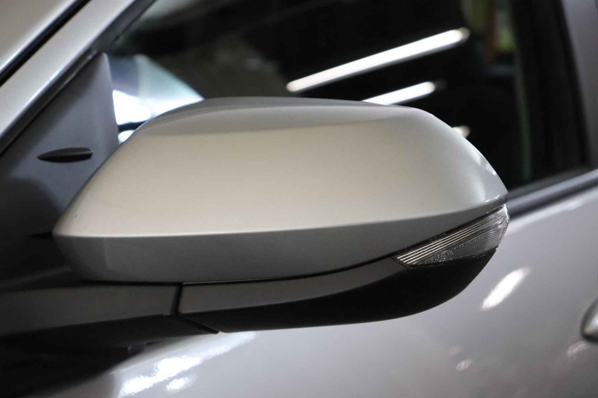 Toyota Yaris 1.5 Hybrid Dynamic Limited | Apple carplay | Android auto | Lm velgen | Bumperbeschermstrip | - 28/32