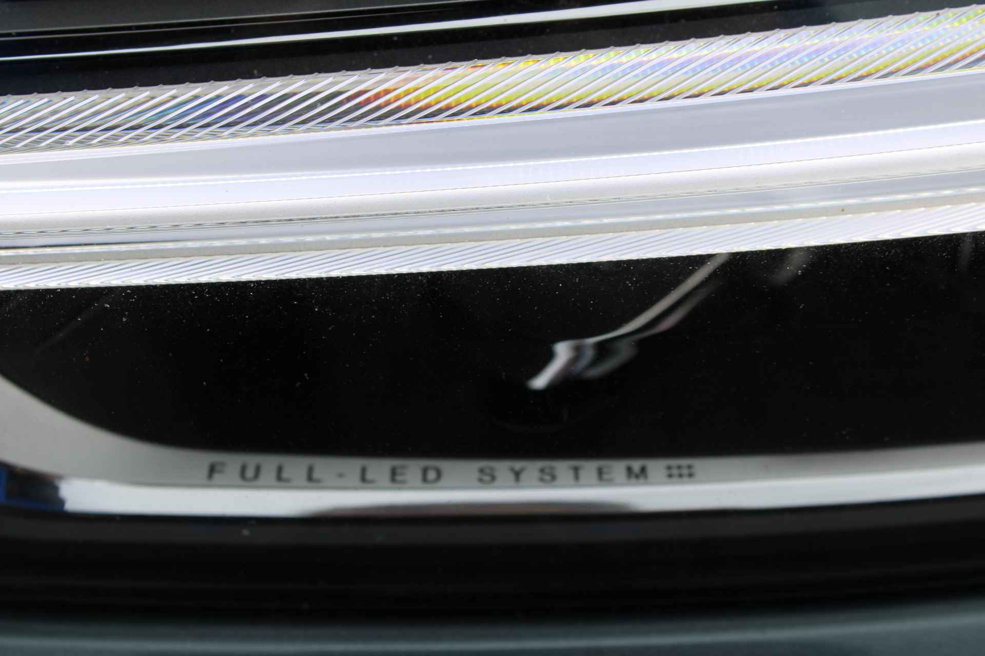 Volvo XC60 2.0 RECHARGE T8 AWD BLACK EDITION/ PANORAMADAK 360 CAM- HEAD UP- NAVI- LEDER- ELECTR. TREKHAAK Hemelvaartsdag 9 Mei gesloten ! - 18/41