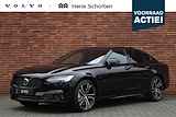 Volvo S90 T8 AWD 455PK Ultimate Dark, ** Showroom Sale!** Luchtvering met FOUR-C, Grafisch Head-Up Display, Elektrisch bedienbare voorstoelen met geheugen, Verwarmbare stoelen + stuurwiel, Adaptieve Cruise Control met Pilot Assist, Park Assist voor + achter, 360º Camera, Keyless Entry, Premium Audio by Harman Kardon, Apple CarPlay/Android Auto, 20'' Lichtmetalen wielen