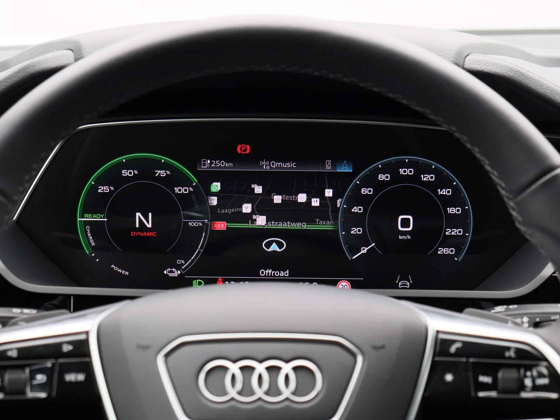 Audi Q8 e-tron 50 quattro S Edition 95 kWh 340 PK | Automaat | Navigatie Plus | Camera | 4-Zone Climate Control | Head-up display | Privacy glass | Stoelverwarming | Adaptive Cruise control | Parkeersensoren | Apple Carplay | Android Auto | LED Matrix | Fabrieksgarantie tot 2028 | - 10/49
