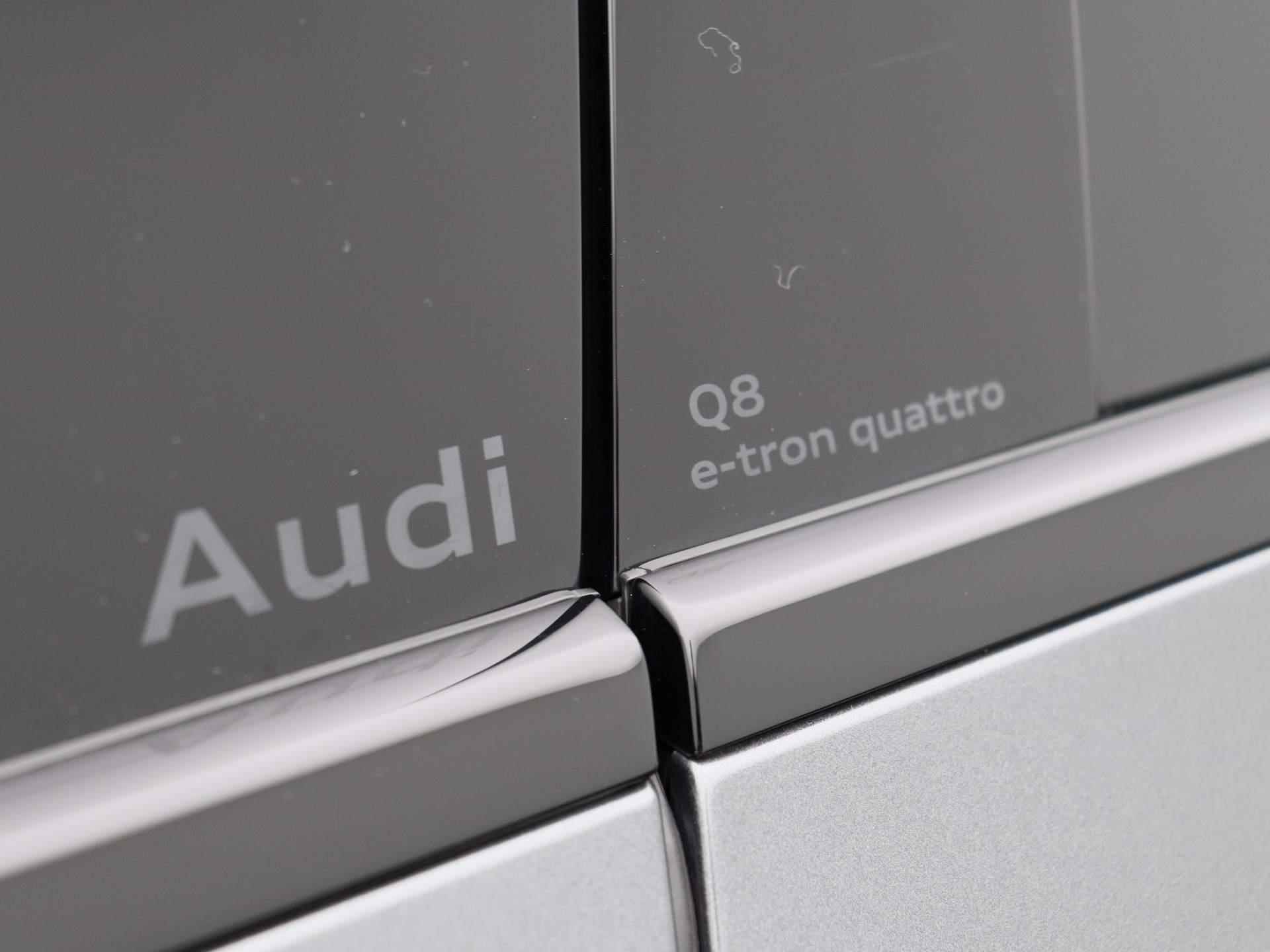Audi Q8 e-tron 50 quattro S Edition 95 kWh 340 PK | Automaat | Navigatie Plus | Camera | 4-Zone Climate Control | Head-up display | Privacy glass | Stoelverwarming | Adaptive Cruise control | Parkeersensoren | Apple Carplay | Android Auto | LED Matrix | Fabrieksgarantie tot 2028 | - 31/49