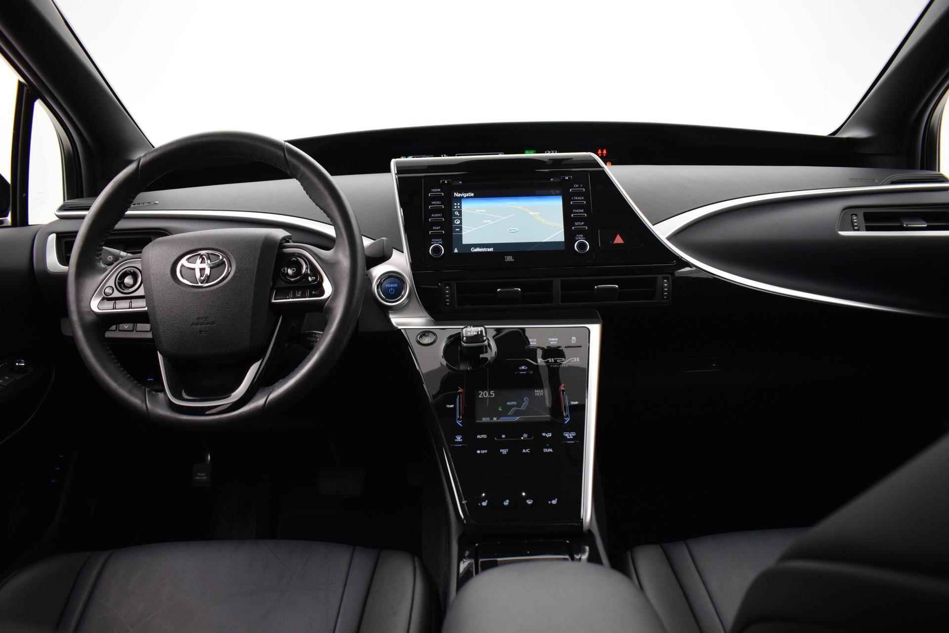 Toyota Mirai FCV Executive Navigatie Automaat - 9/37
