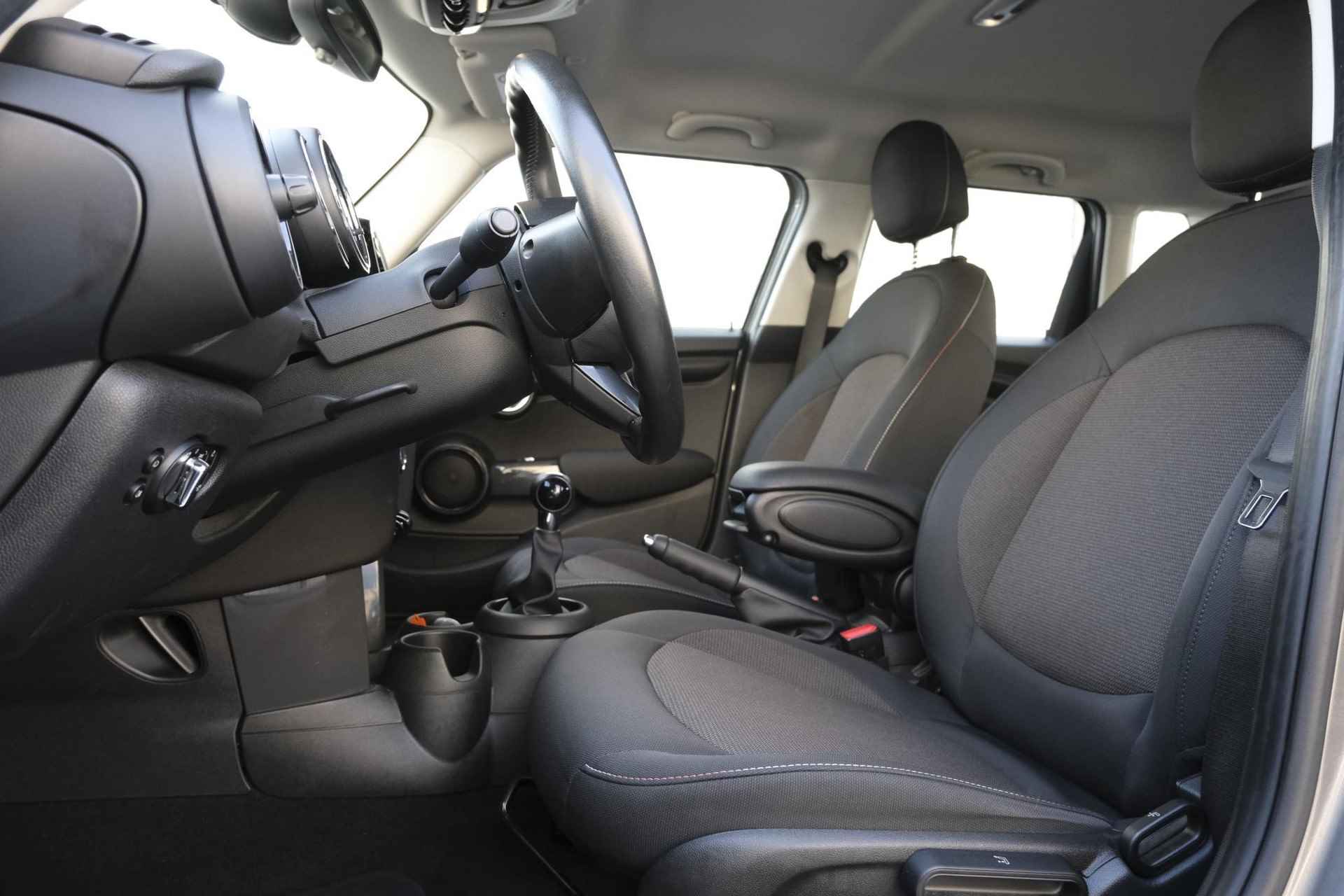 Mini mini Cooper 1.5 136pk Business Edition | All-season banden | Parkeersensoren | Navigatie | Airco | Cruise control - 8/30