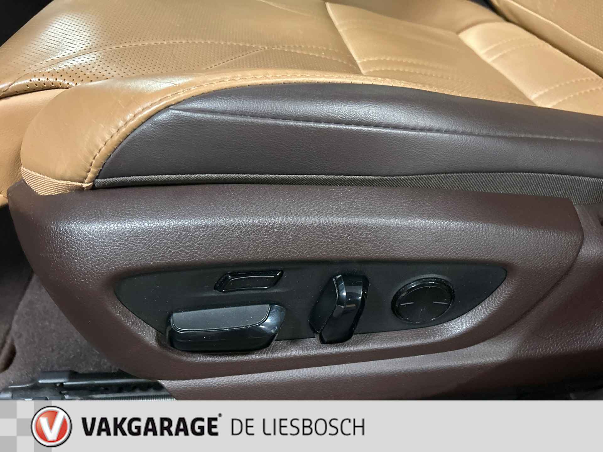 Lexus ES 300h Luxury Line/leer/navi/camera/stoel koeling verw/boeken - 11/29