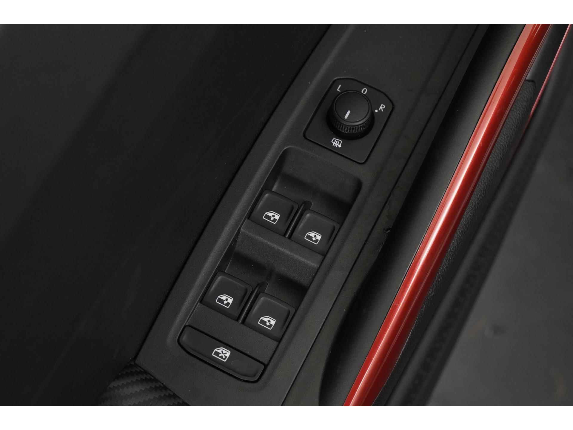 Škoda Fabia 1.0 TSI Monte Carlo | Virtual Cockpit | Camera | Apple Carplay | Zondag Open! - 39/44
