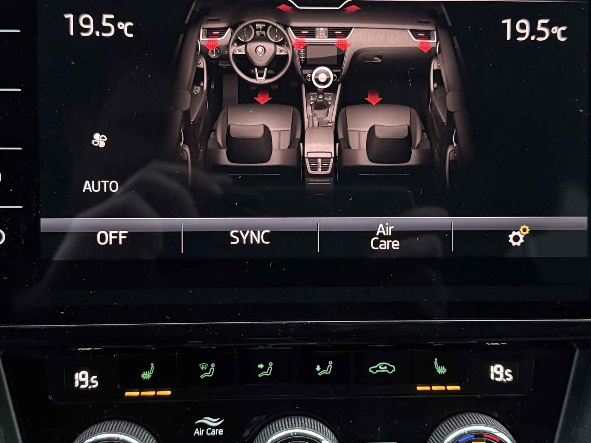 Škoda Octavia Combi 1.0 TSI Greentech Business Edition Plus | LED | PDC | LM | Navi | Clima | - 23/26