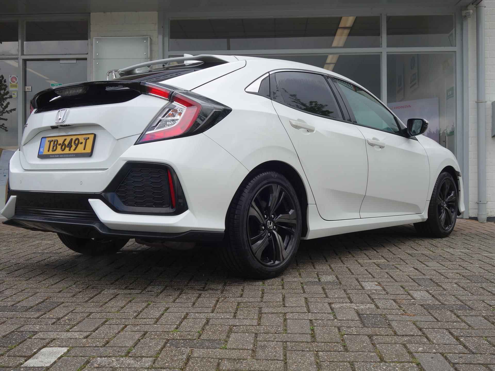 HONDA Civic 1.0 i-VTEC 129pk Elegance | Navigatie & Carplay | Adaptieve Cruisecontrol | Parkeersensoren | Stoelverwarming | Stoelverwarming | - 2/45