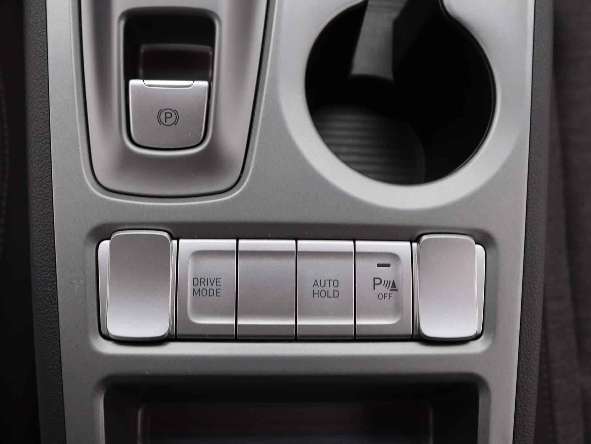 Hyundai Kona EV Fashion 64 kWh | Navigatie | Cruise Control | Achteruitrijcamera | Airco | - 23/47