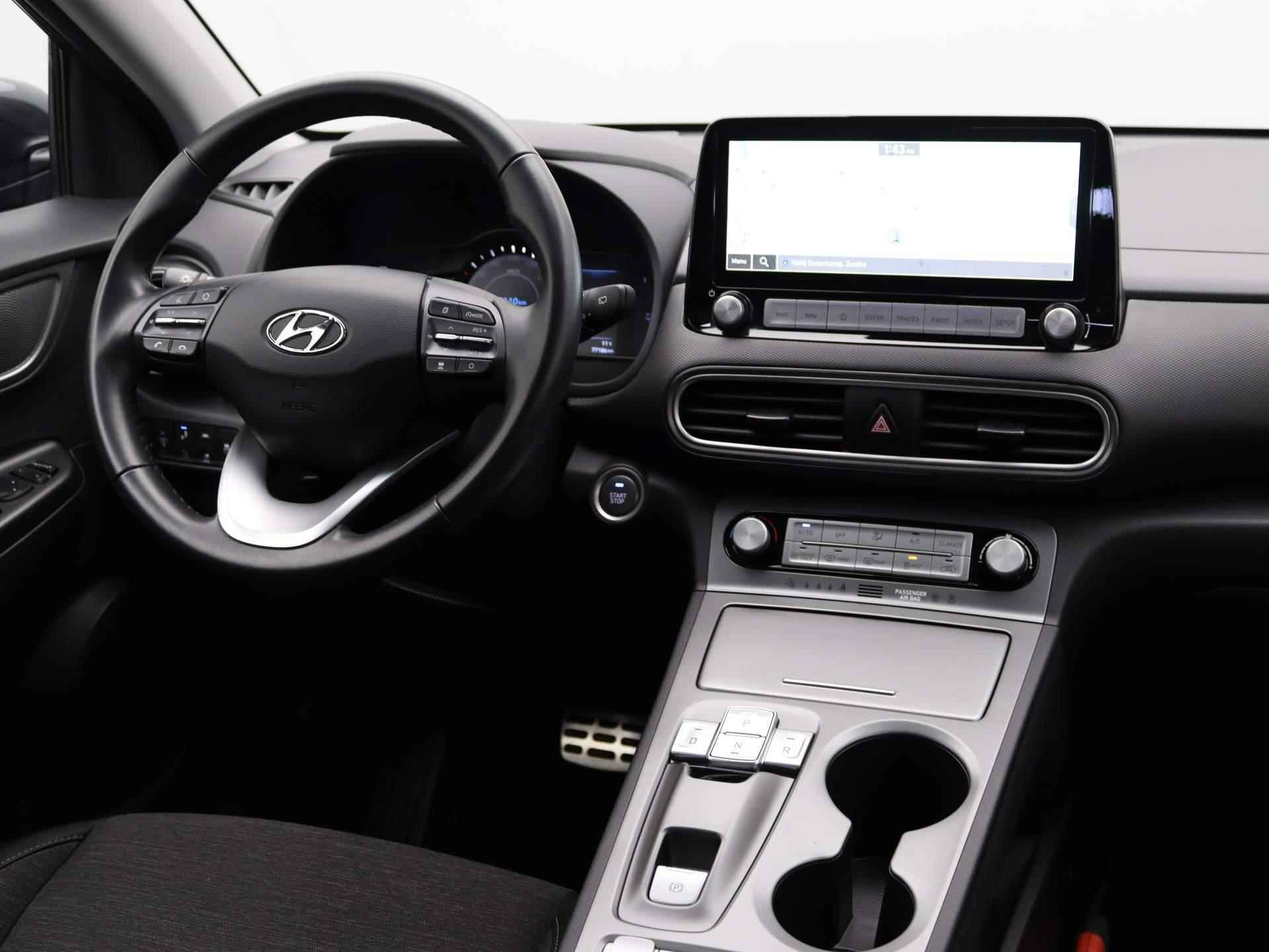 Hyundai Kona EV Fashion 64 kWh | Navigatie | Cruise Control | Achteruitrijcamera | Airco | - 28/47