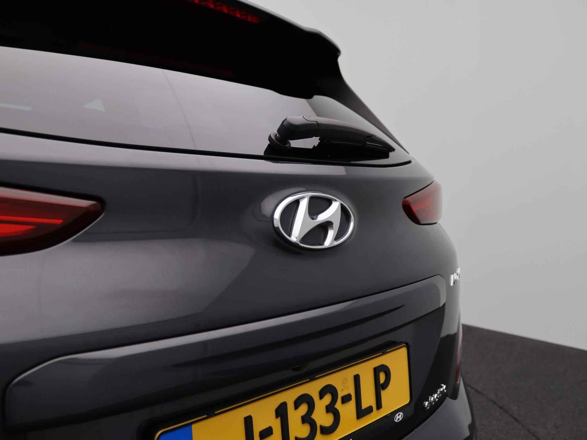 Hyundai Kona EV Fashion 64 kWh | Navigatie | Cruise Control | Achteruitrijcamera | Airco | - 35/47