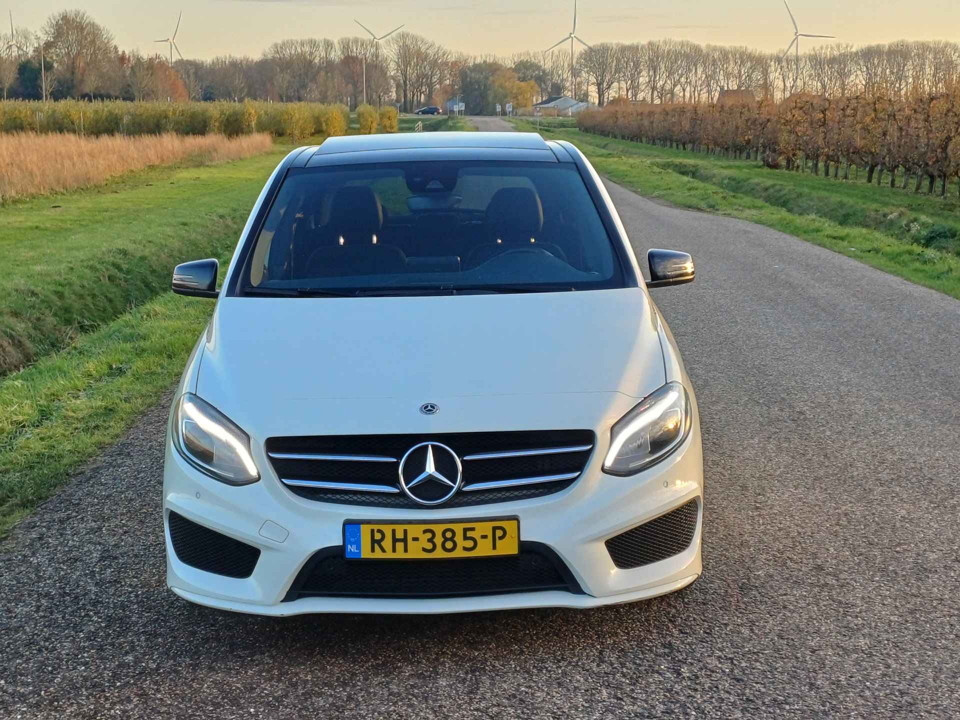 Mercedes-Benz B-Klasse 180 EDITION | NL | AMG-Line | Pano Dak | LED | Camera | Navi | Cruise | 18 INCH - 5/52