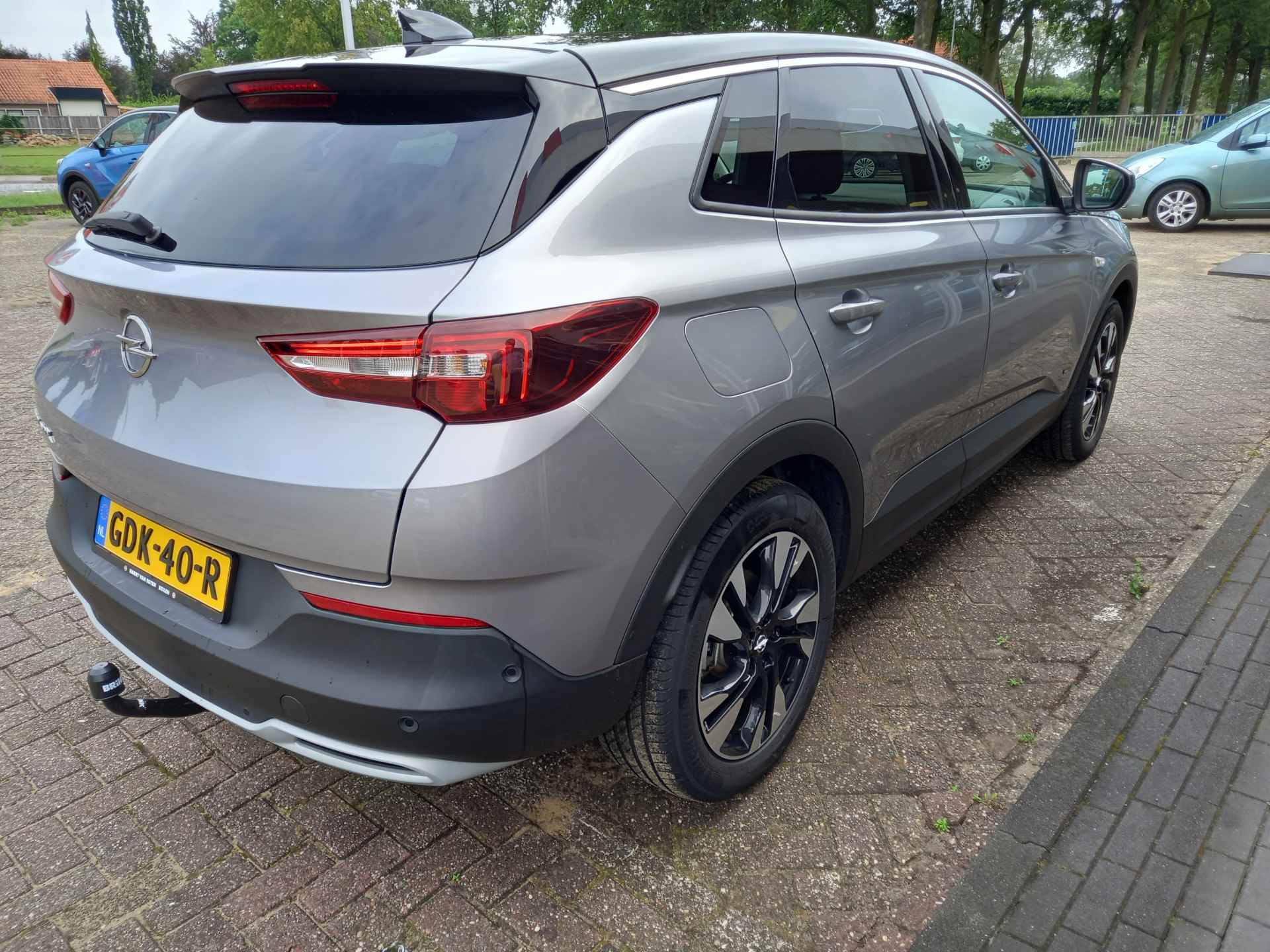 Opel Grandland X 1.6 Turbo Hybrid4 Ultimate Lederen bekleding, Koplampen adaptief, Navigatie PRIJS RIJKLAAR - 8/26