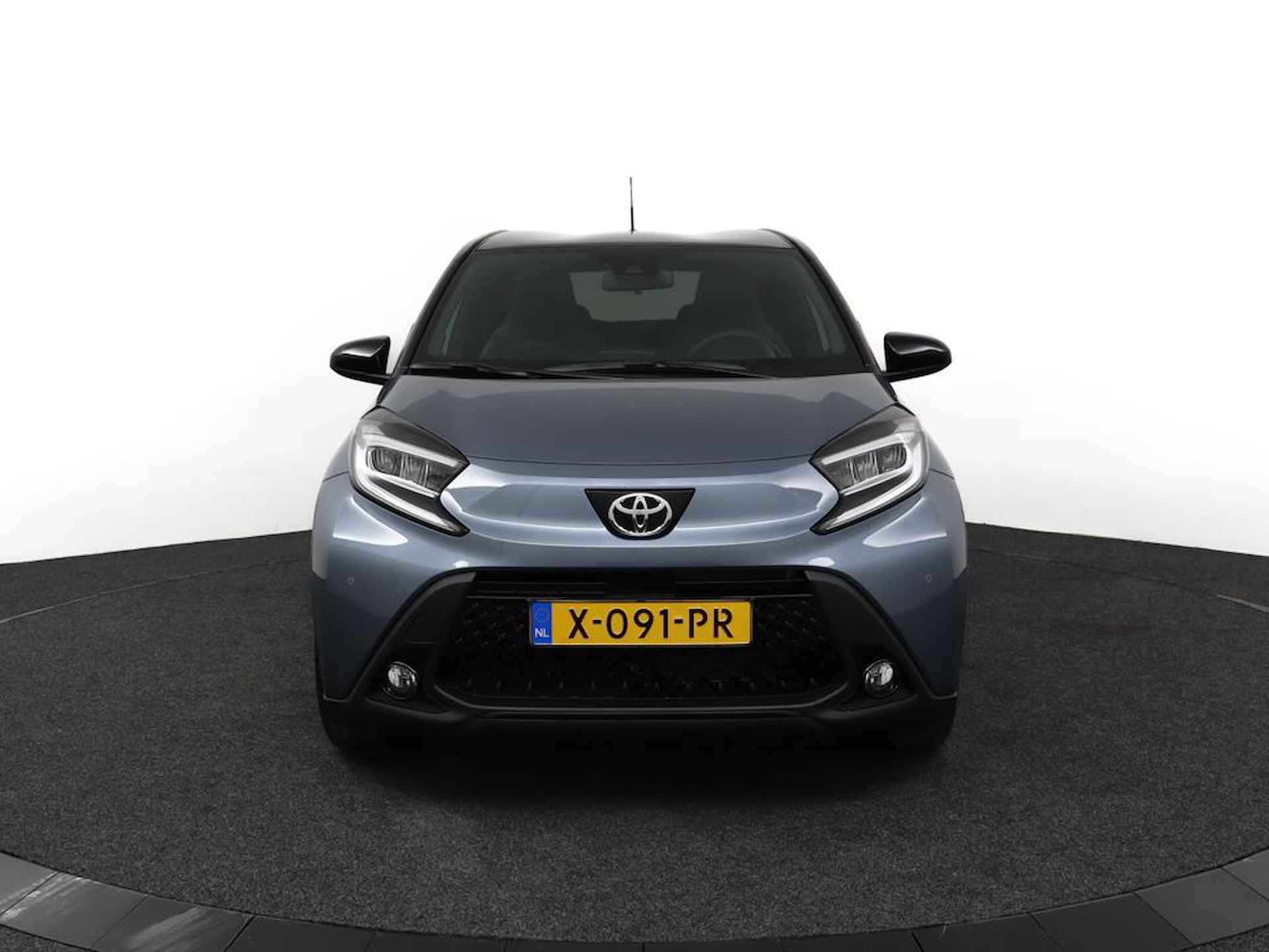 Toyota Aygo X 1.0 VVT-i MT Premium | Demovoordeel! | Adaptive Cruise Control | JBL Audio |  Apple Carplay | Android Auto | Parkeersensoren | Achteruitrijcamera | - 16/53