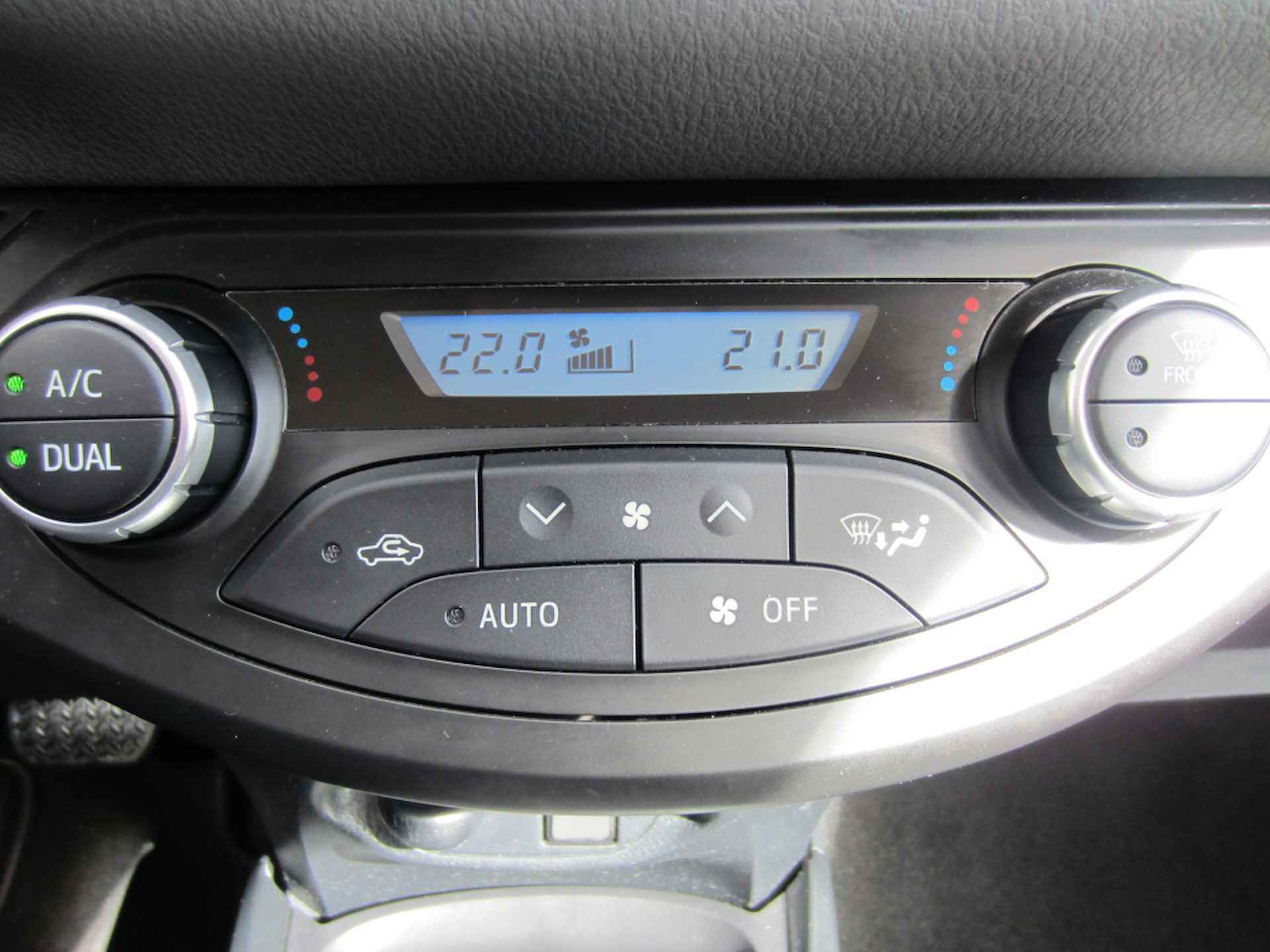 Toyota Yaris 1.5 Hybrid Aspiration Cruise control Camera - 13/25