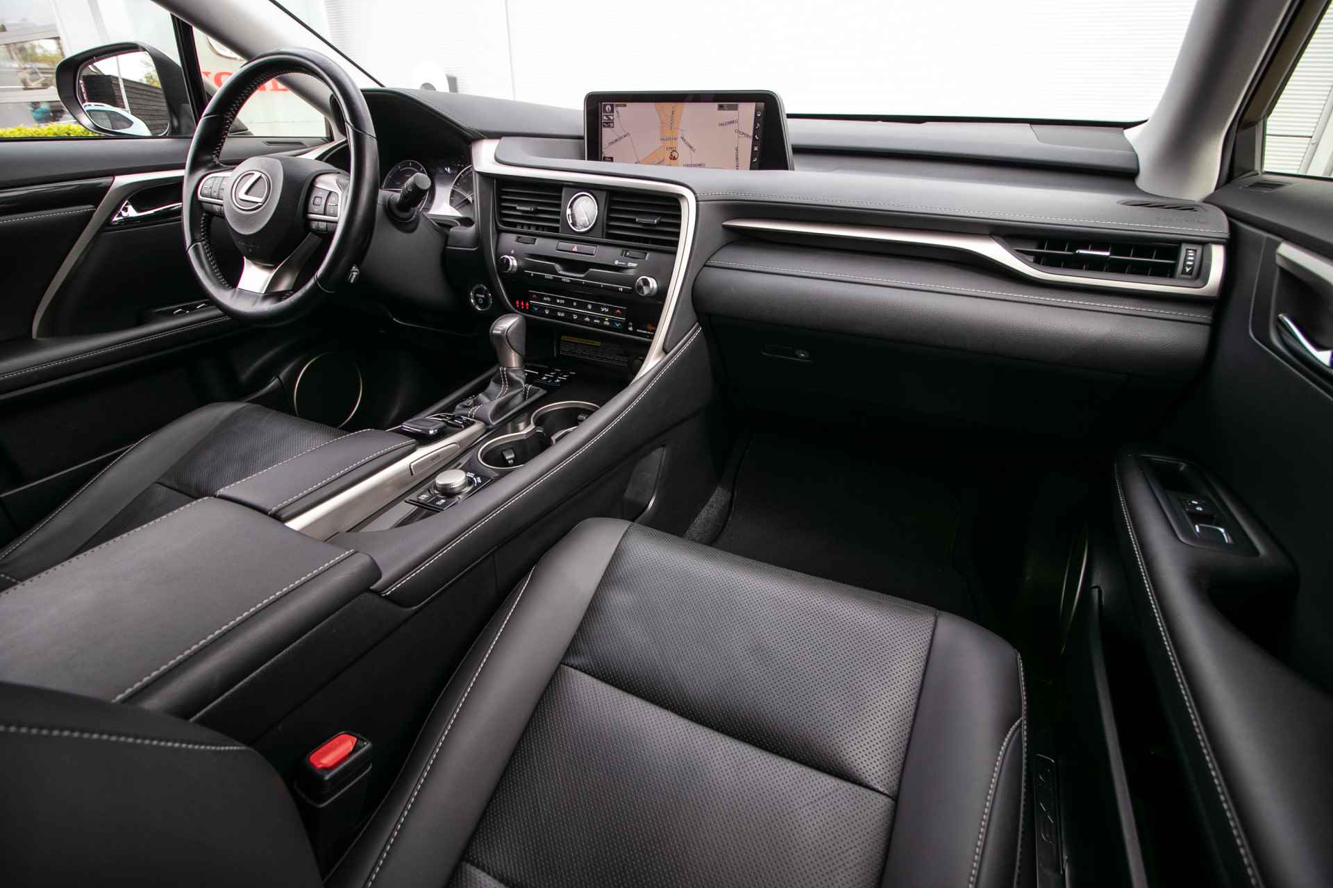 Lexus RX 450h 4WD Luxury Line All-in rijklaarprijs | Ad. Cruise | Trekhaak | Dealeronderh. - 4/59
