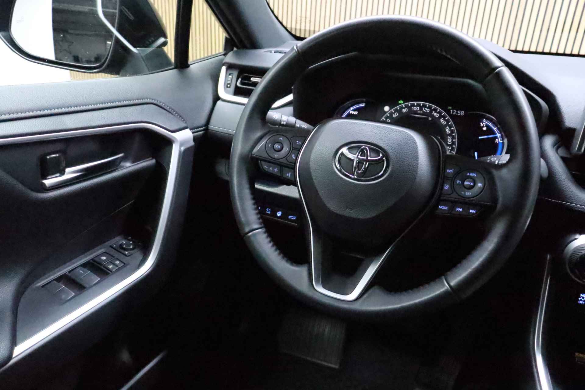 Toyota RAV4 2.5 Hybrid Black Edition | Trekhaak | Google maps Navigatie | Clima | Cruise adaptief - 16/32