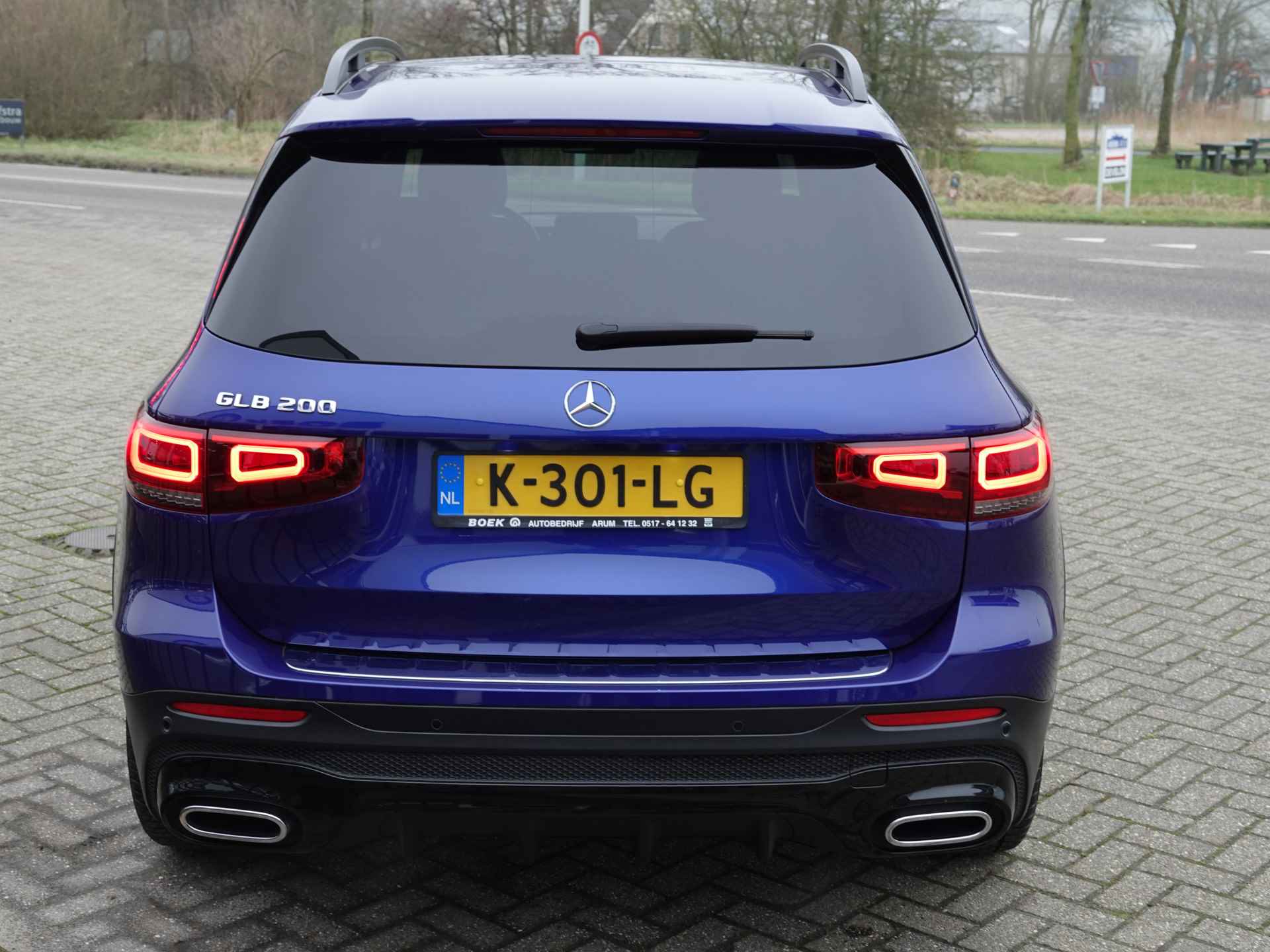 Mercedes-Benz GLB 200 Bus. Sol. 165PK AMG PANO | LED MATRIX | LEER | NAVI | DODE HOEK - 9/34