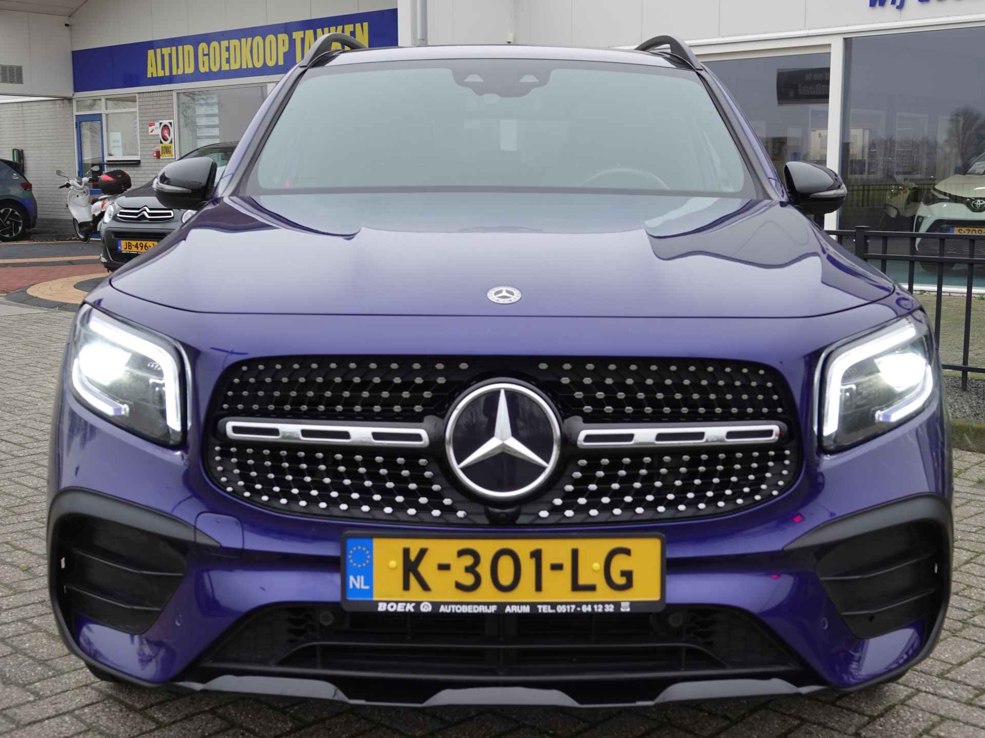 Mercedes-Benz GLB 200 Bus. Sol. 165PK AMG PANO | LED MATRIX | LEER | NAVI | DODE HOEK - 14/34