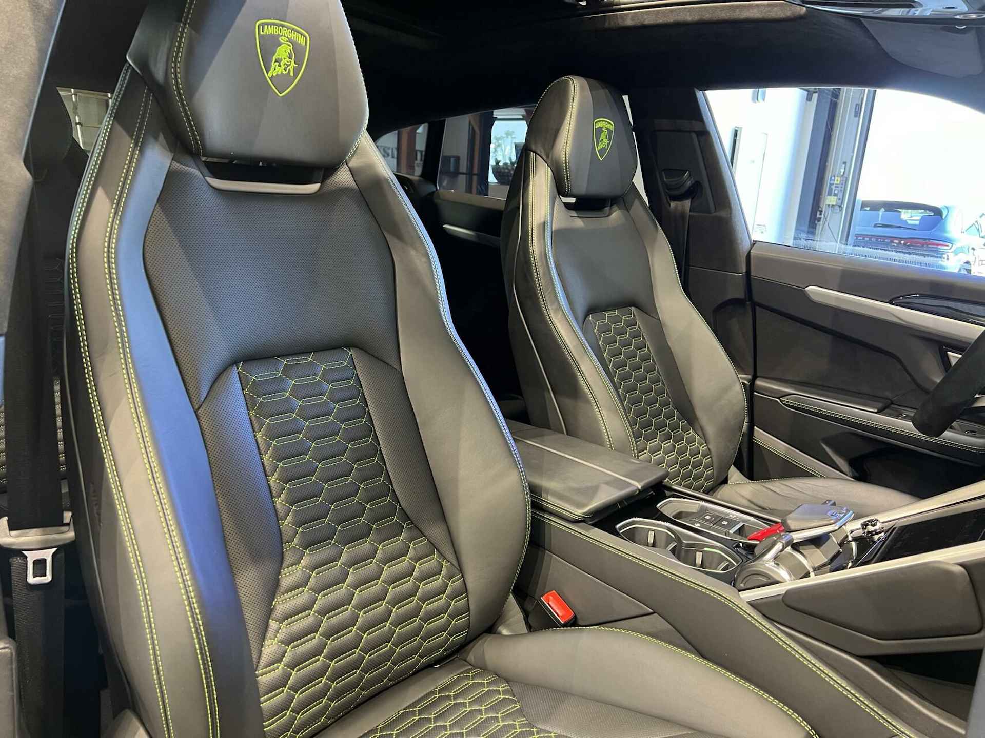 Lamborghini Urus 4.0 V8|PANO|MASSAGE|B&O|CAPRISTO|INCL BTW - 41/59
