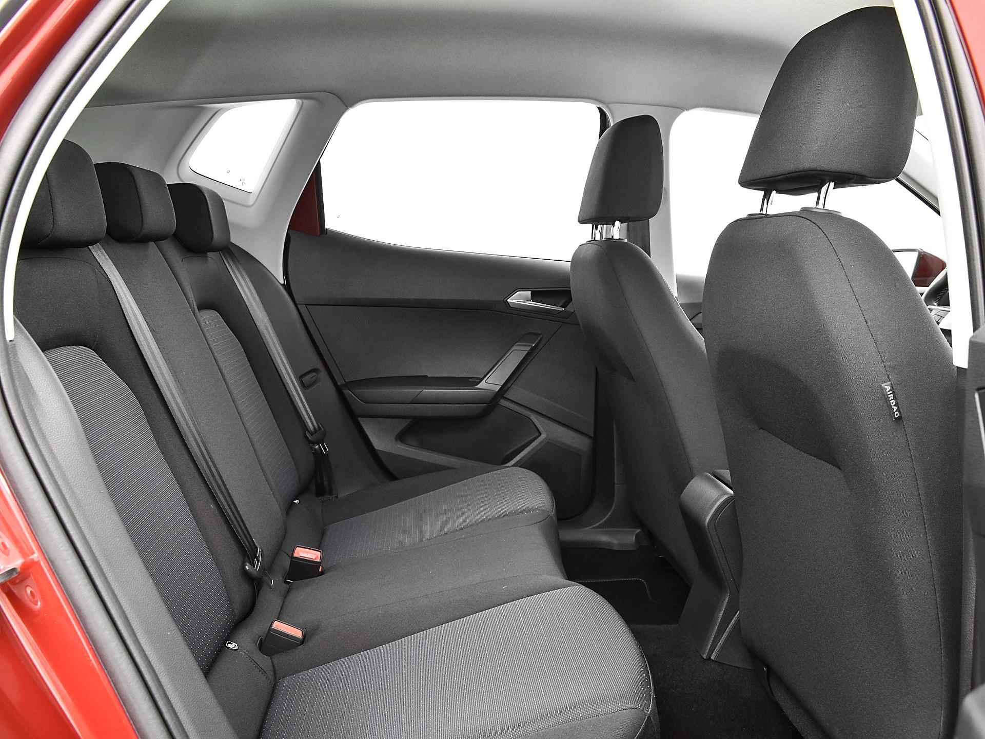 SEAT Arona 1.0 TSI 95pk Style Business Connect | Active Info Display | Apple Car Play | Stoelverwarming | Cruise Control | Climatronic | P-Sensoren | Garantie t/m 12-06-2027 of 100.000km - 14/35