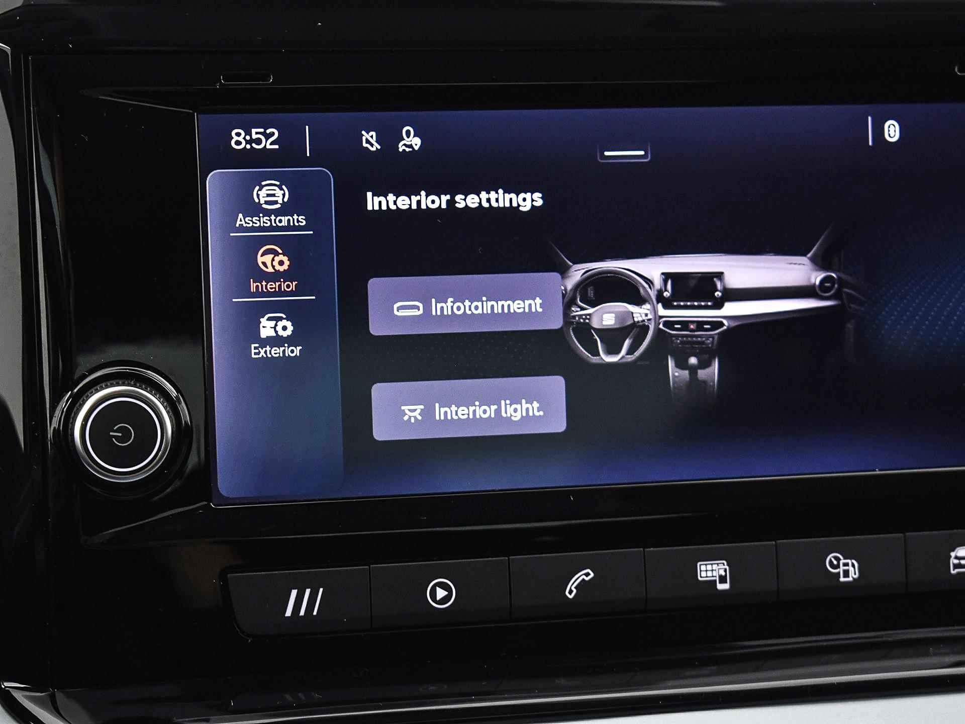 SEAT Arona 1.0 TSI 95pk Style Business Connect | Active Info Display | Apple Car Play | Stoelverwarming | Cruise Control | Climatronic | P-Sensoren | Garantie t/m 12-06-2027 of 100.000km - 28/35