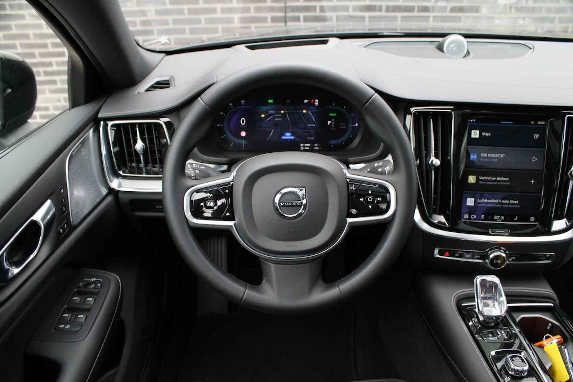 VOLVO S60 T8 Ultim. Darkplus Long Range - Open dak-Leer-Bowers &amp; Wilkins - 24/36