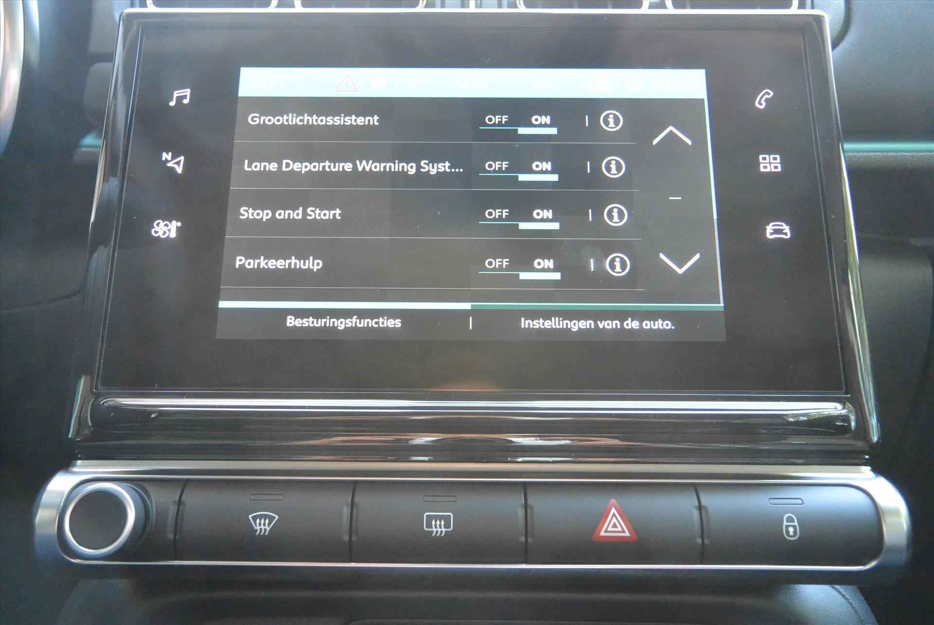 Citroën C3 PureTech 83pk Shine │ Connect Nav DAB+ │ Apple Carplay™ en Android Auto™ - 49/63