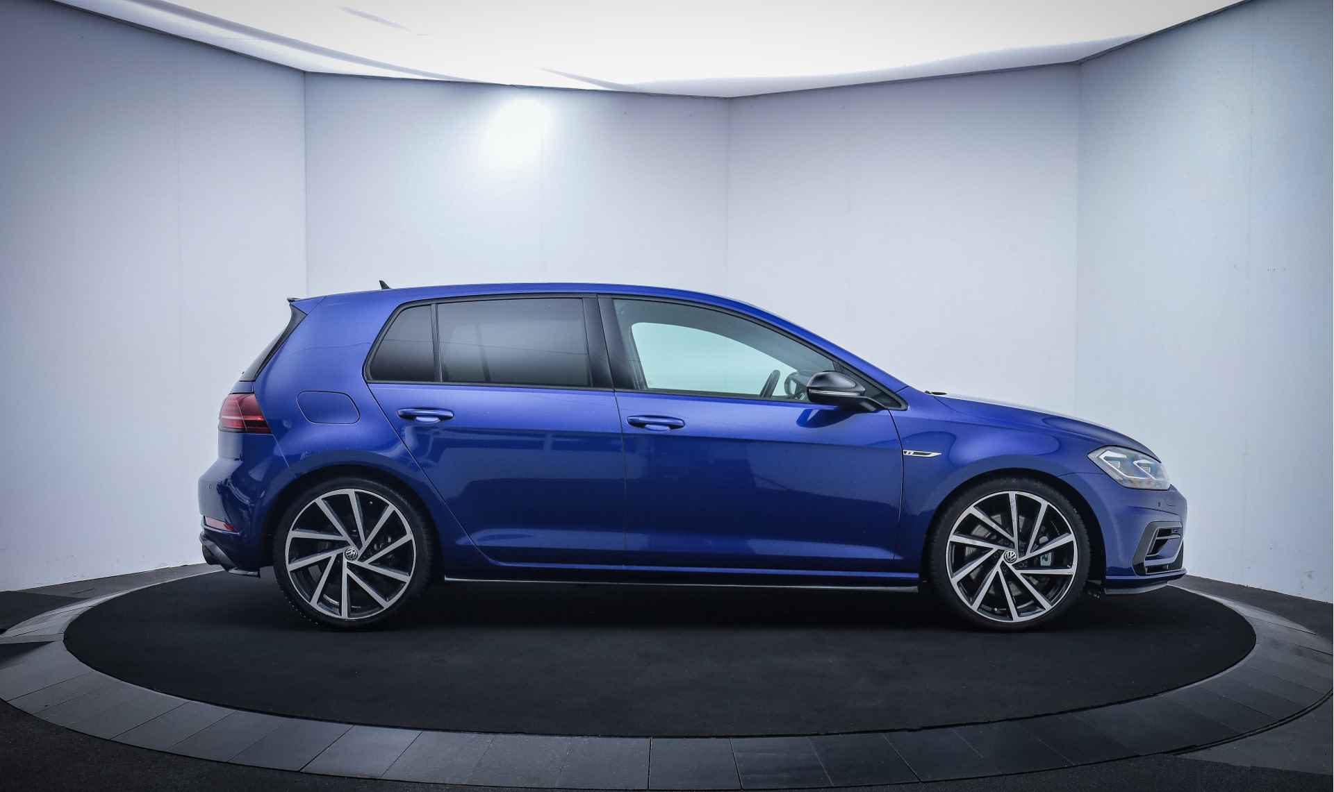 Volkswagen Golf 2.0T 300Pk R 4Motion AKRAPOVIC/DCC/DIGI.DASH/DYNAUDIO/GR.NAVI/CAMERA/APP.CONN/ADAPTIEF - 4/28