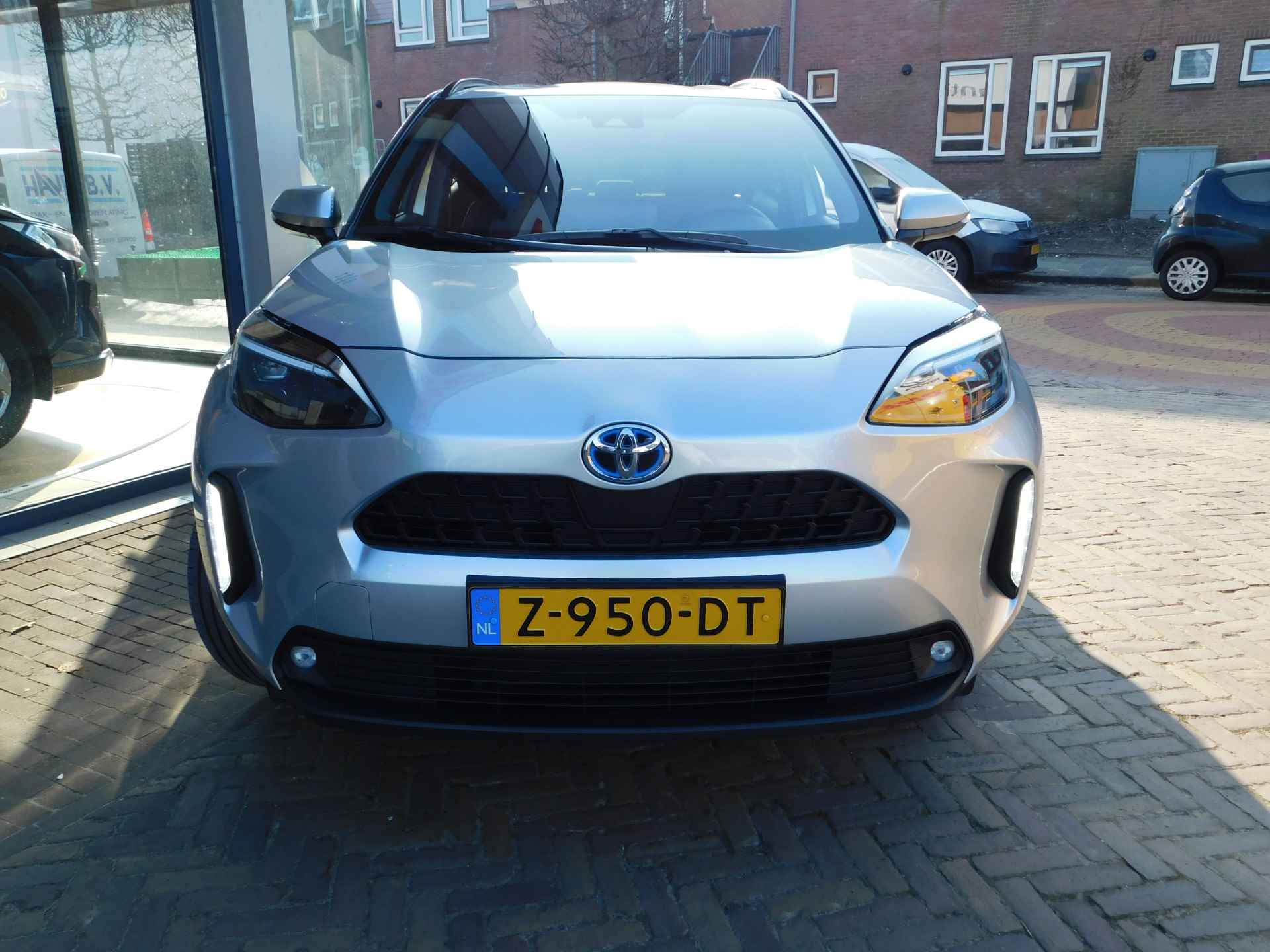 Toyota Yaris Cross 1.5 Hybrid Dynamic | Navigatie | Led Koplampen | - 11/56