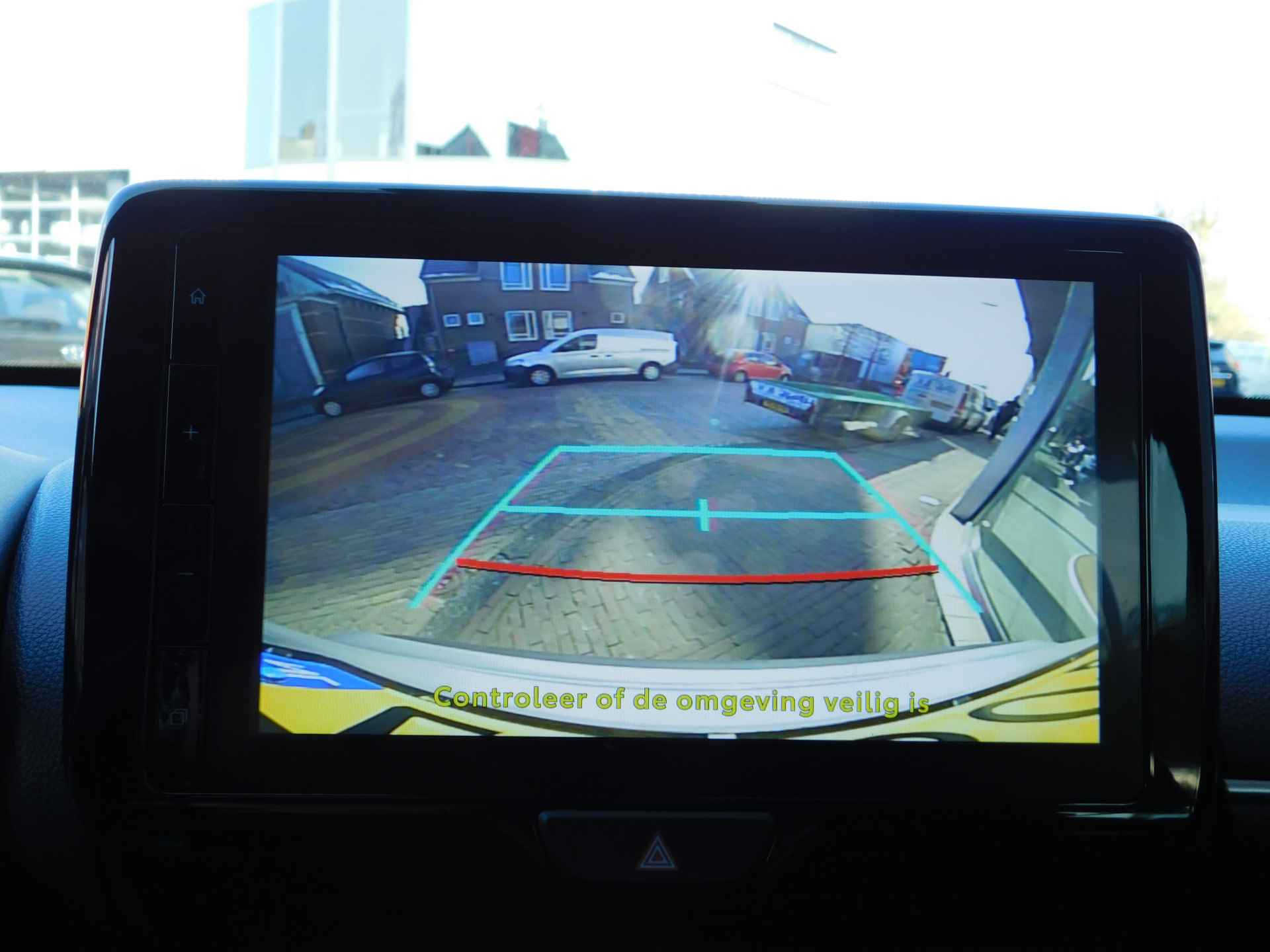 Toyota Yaris Cross 1.5 Hybrid Dynamic | Navigatie | Led Koplampen | - 32/56