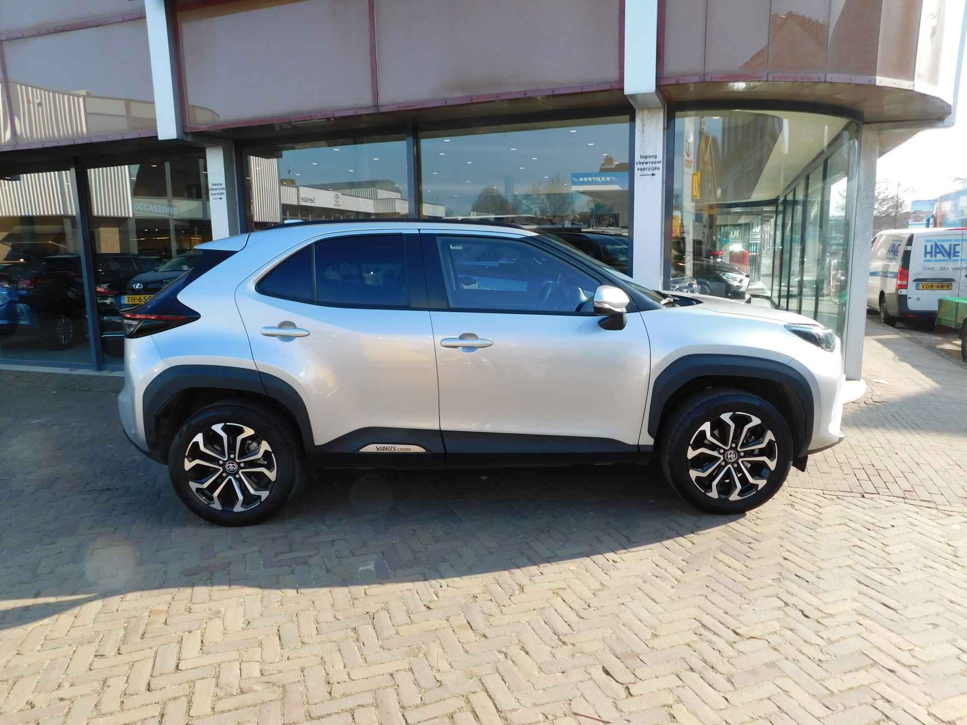 Toyota Yaris Cross 1.5 Hybrid Dynamic | Navigatie | Led Koplampen | - 41/56