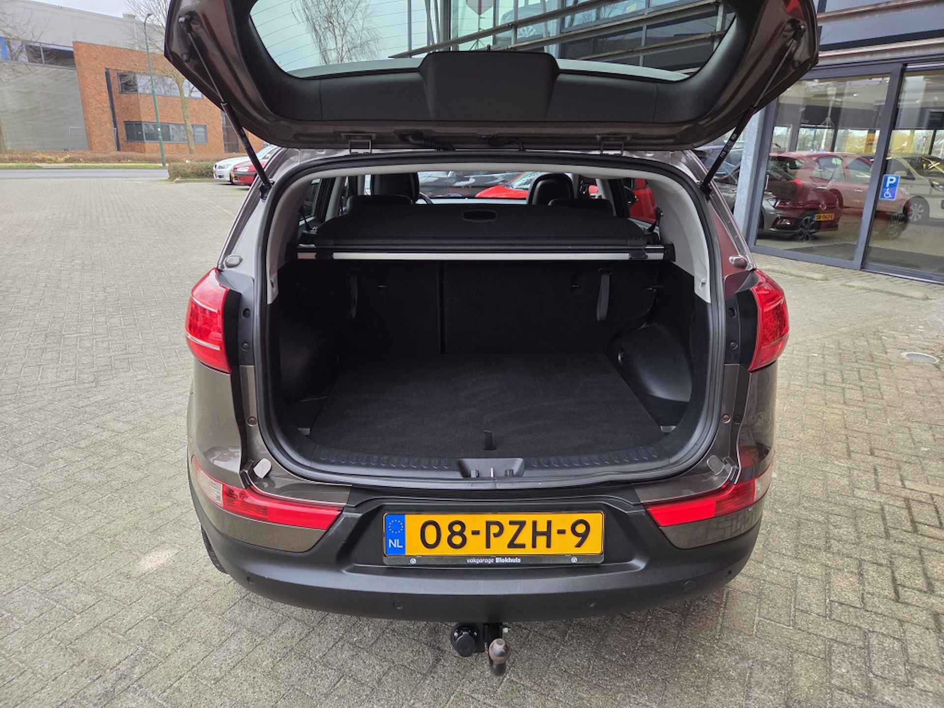 Kia Sportage 2.0 SuperPack | Navi | Leer | stoel verw. | Trekhaak | - 9/26