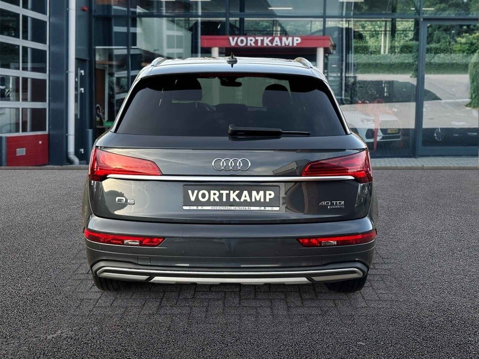 AUDI Q5 40 TDI QUATTRO ADVANCED PANO-DAK/TREKHAAK/CRUISE/NAVI/STOELVERW - 6/26