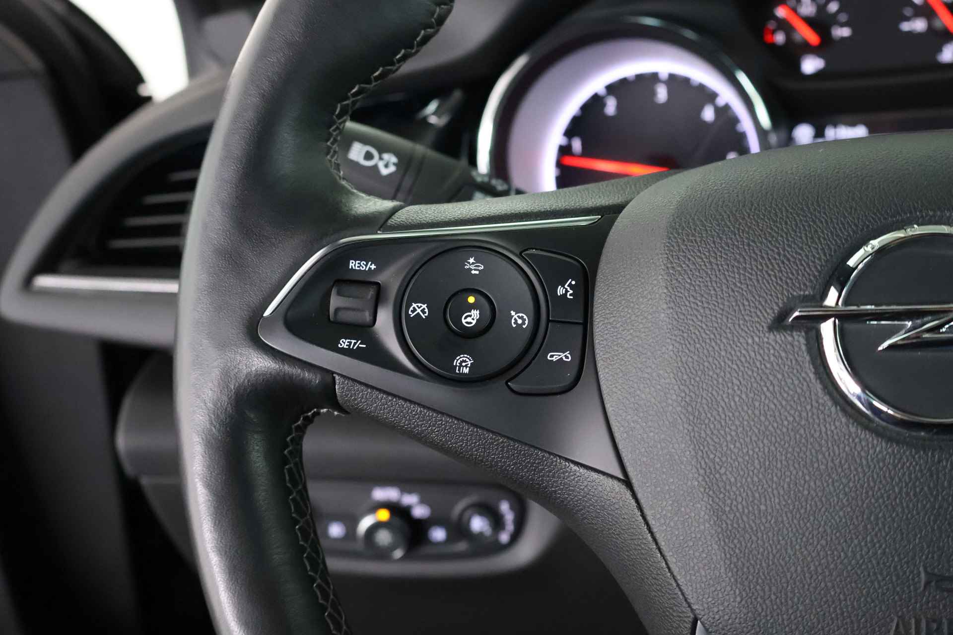 Opel Insignia Sports Tourer 1.5 CDTI Business / LED / Aut / Navigatie / CarPlay - 17/25