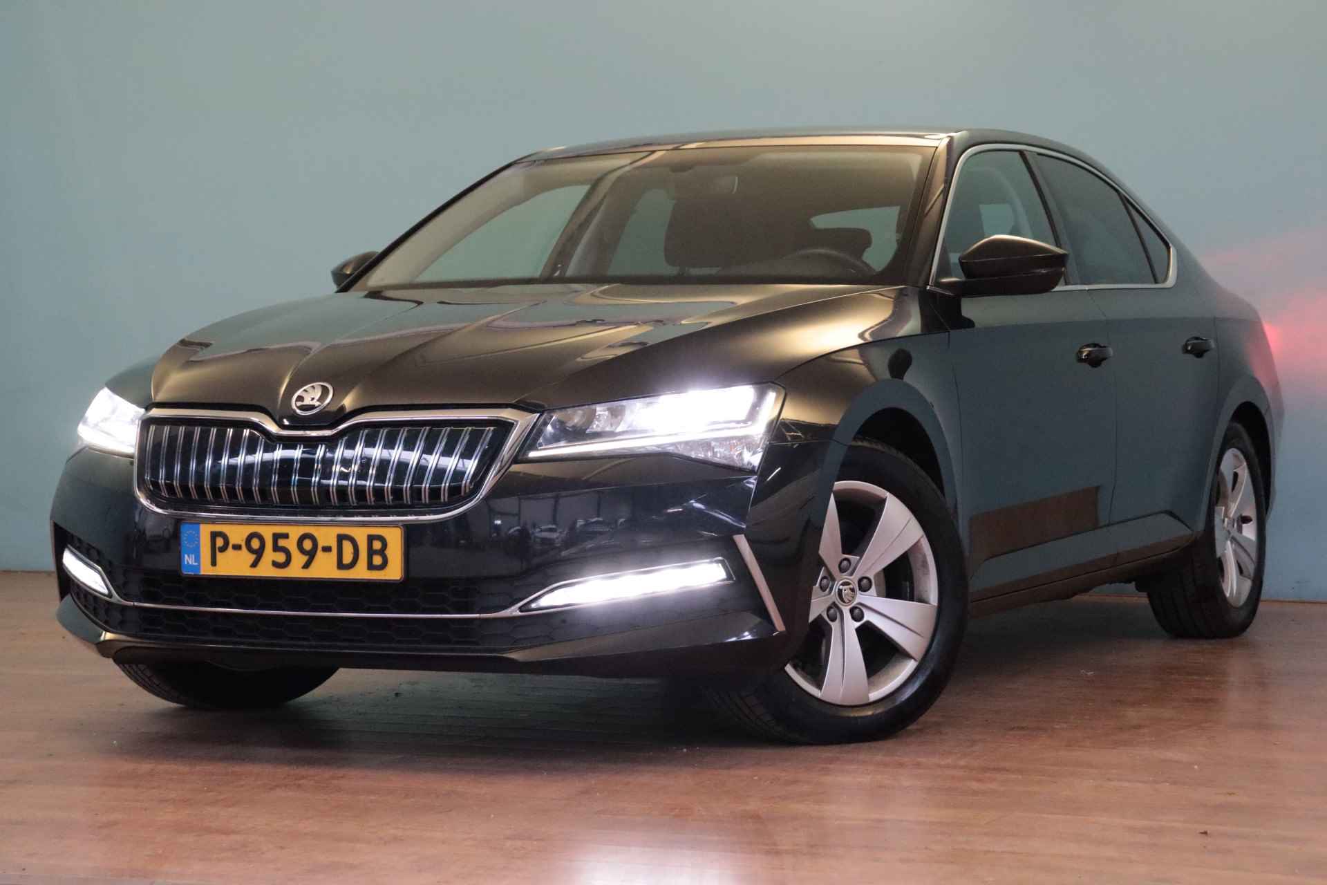 Škoda Superb 1.4 TSI iV Sportline Business | NAVI | CLIMA | CAMERA + PDC | CRUISE | LMV17' | - 4/35