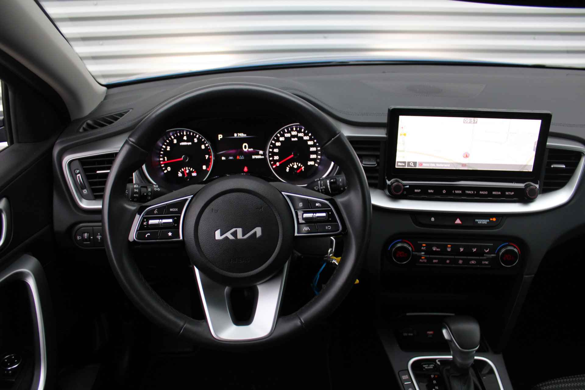 Kia Ceed Sportswagon 1.5 T-GDi MHEV DynamicLine | Navi | Camera | Airco | Cruise | 16" LM | - 10/30