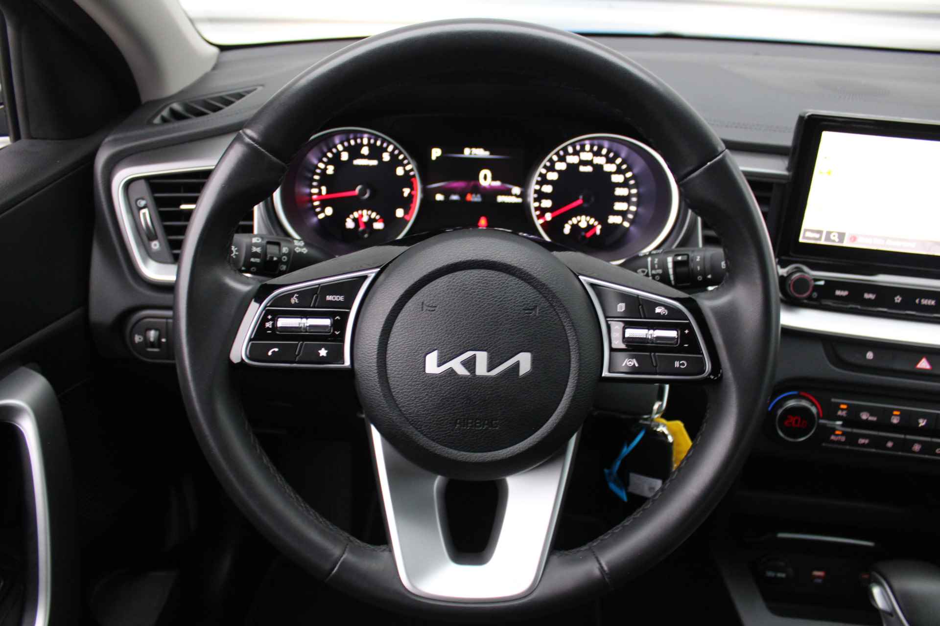 Kia Ceed Sportswagon 1.5 T-GDi MHEV DynamicLine | Navi | Camera | Airco | Cruise | 16" LM | - 11/30