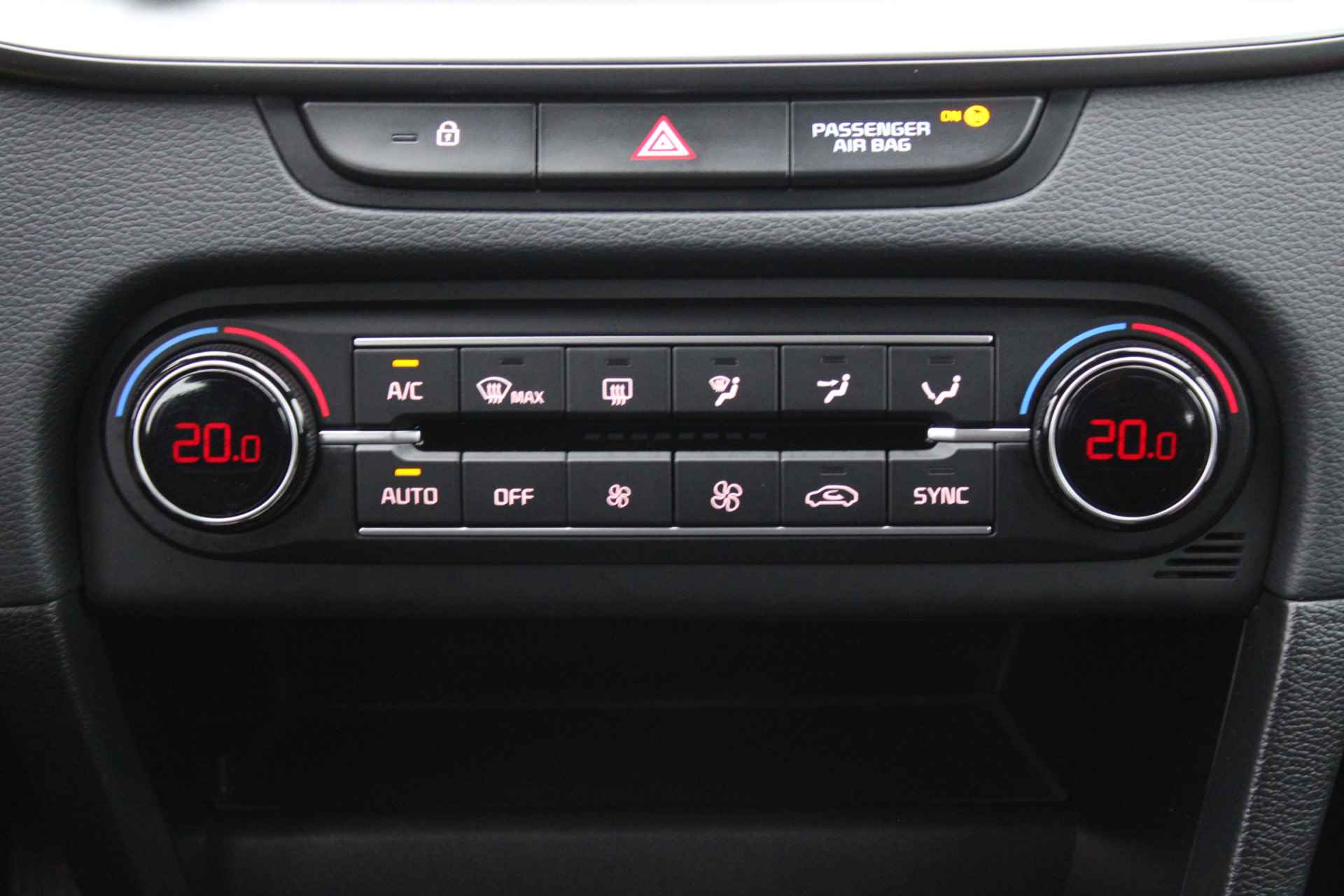 Kia Ceed Sportswagon 1.5 T-GDi MHEV DynamicLine | Navi | Camera | Airco | Cruise | 16" LM | - 21/30