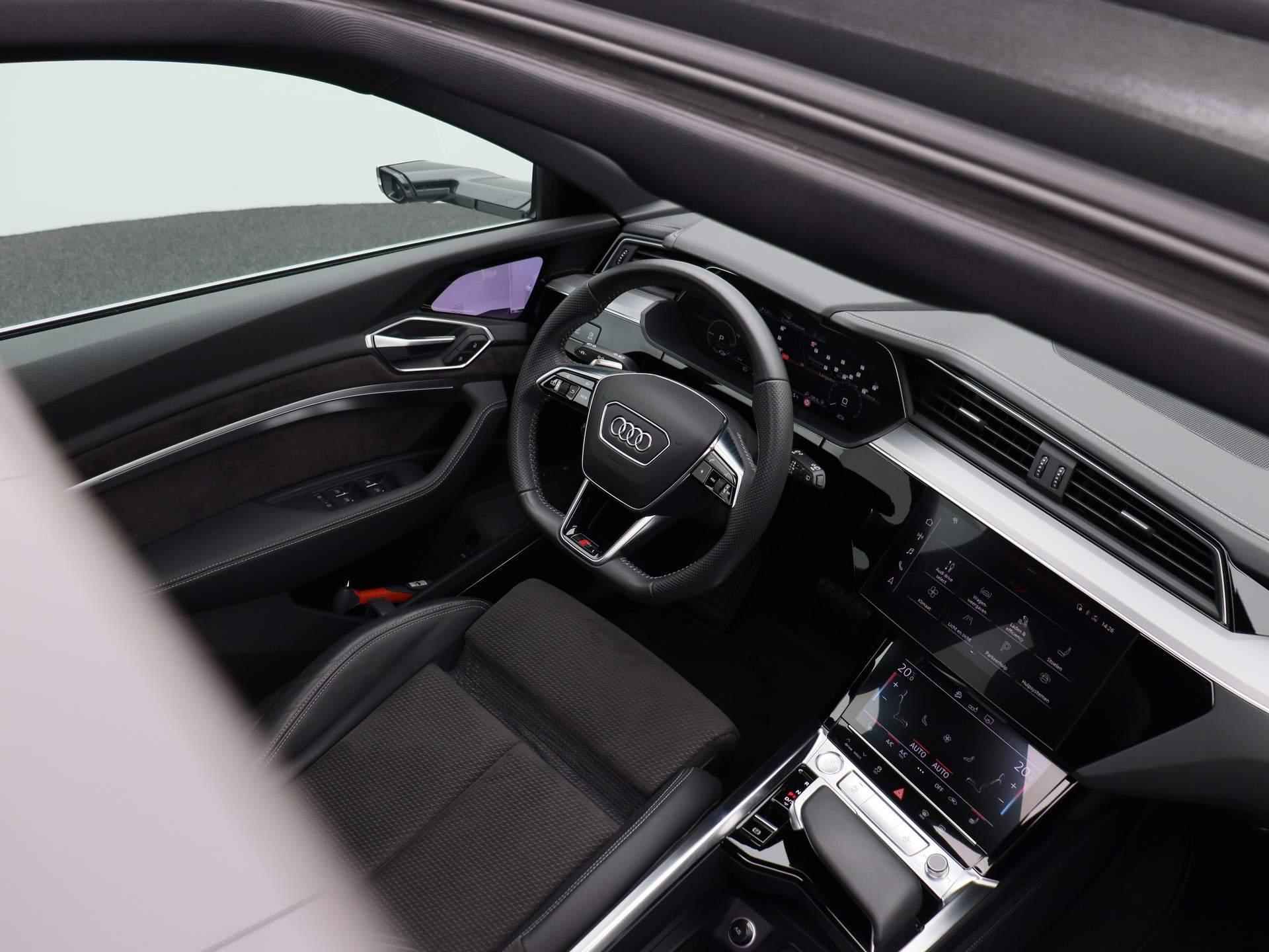 Audi e-tron e-tron 55 quattro advanced 95 kWh | Half-Leder | Navigatie | ECC | PDC | LMV | Schuifdak | LED | Camera - 49/54