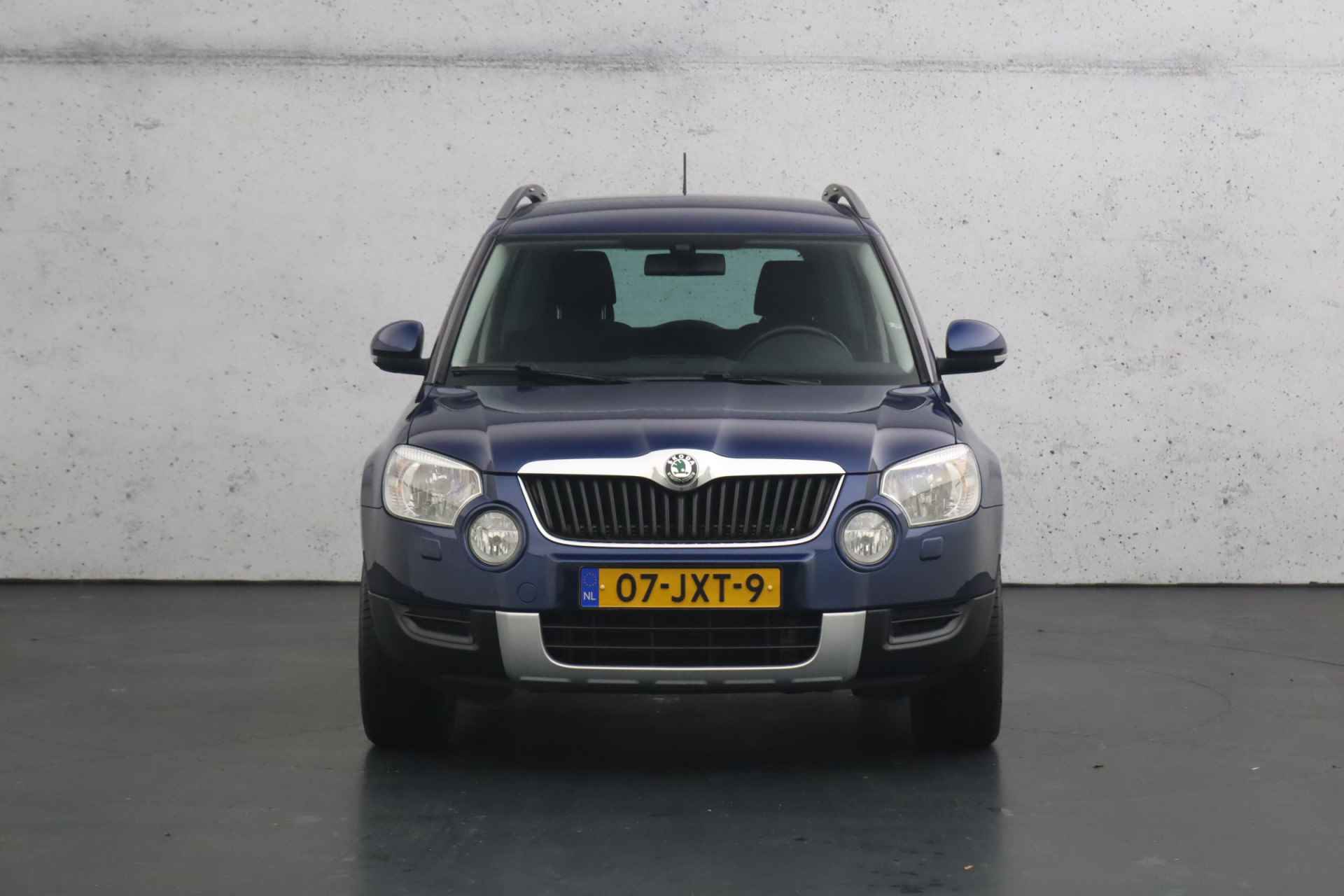 Škoda Yeti 1.8 TSI Ambition 4x4 | Airconditioning | Cruise control | 17" lichtmetalen velgen | Trekhaak - 9/28